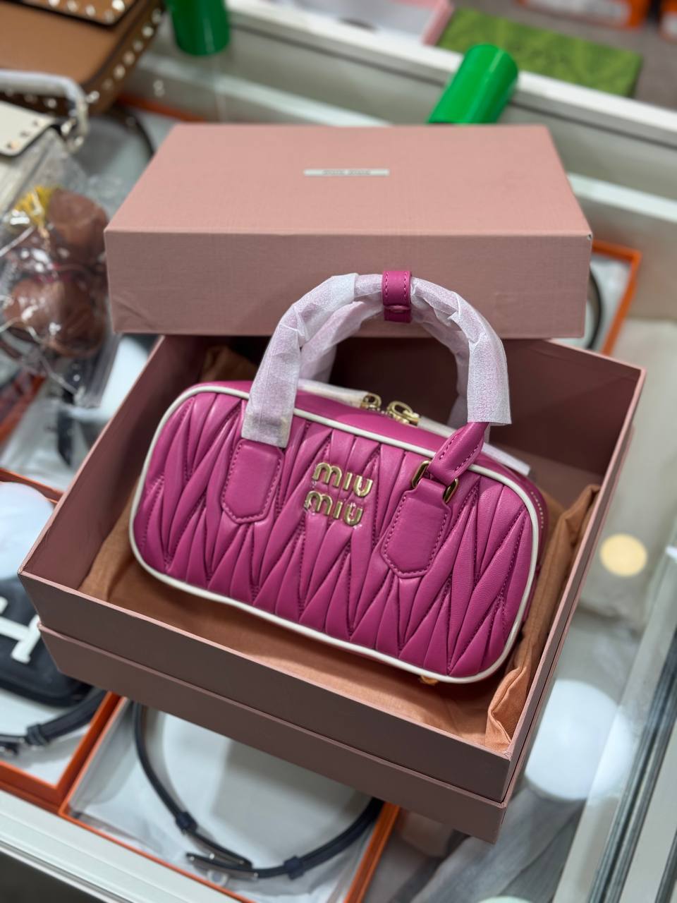 Miu Miu 8962