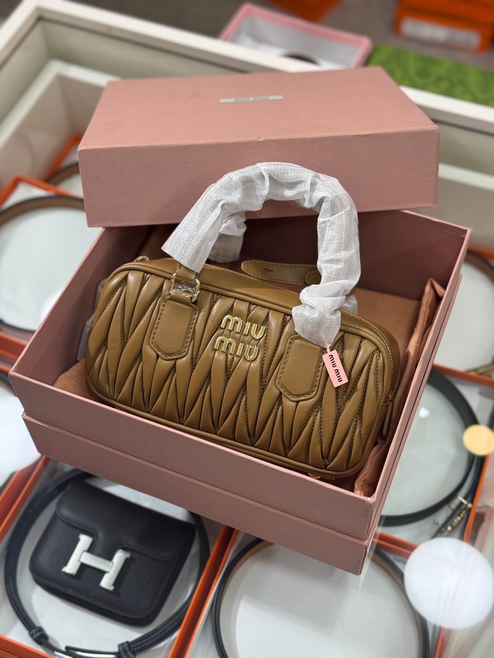 Miu Miu 8962