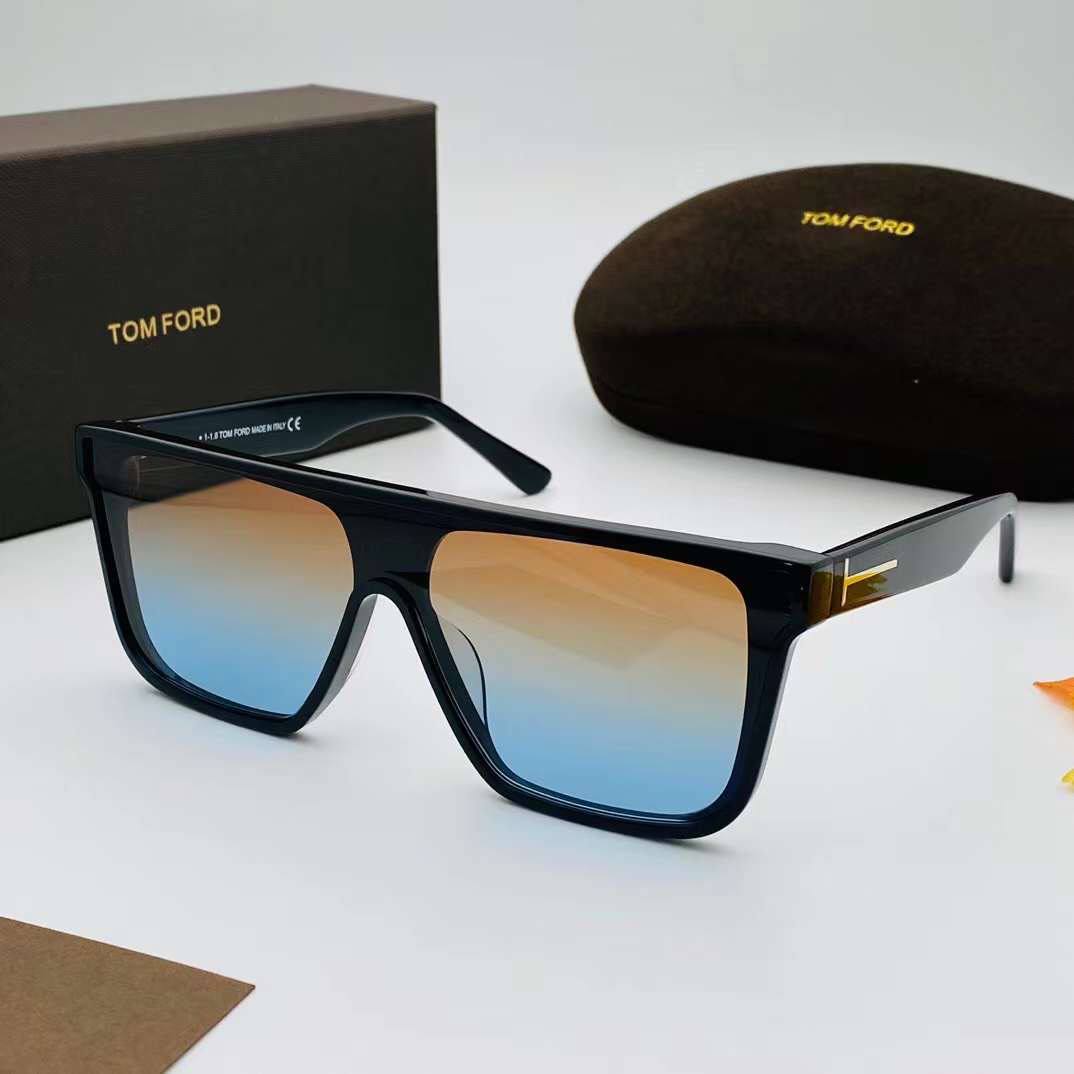 Tom Ford E2113