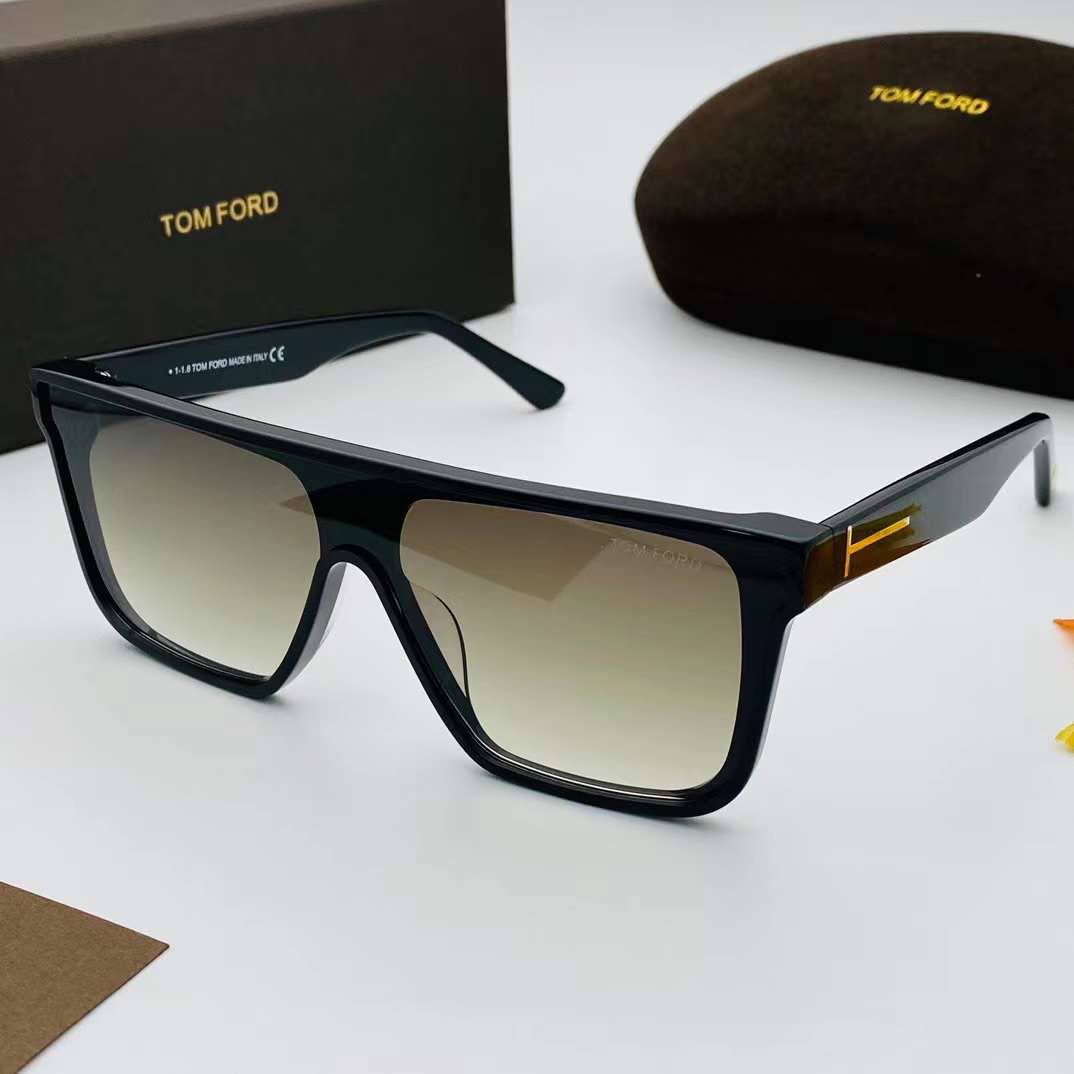 Tom Ford E2113