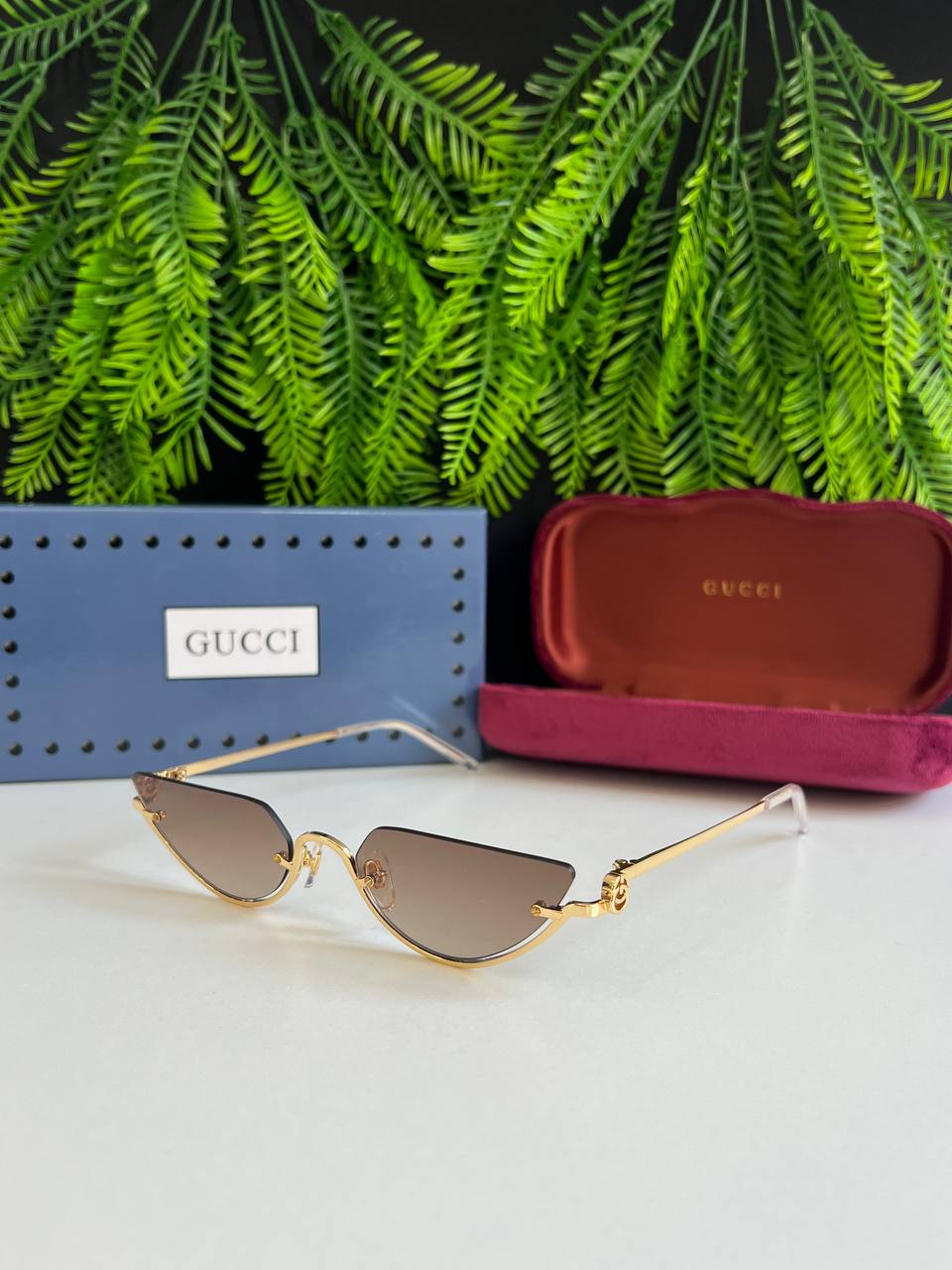 Gucci E1113