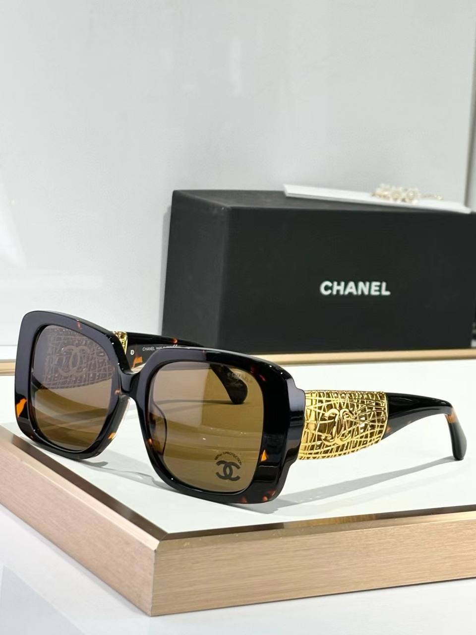 Chanel E1114