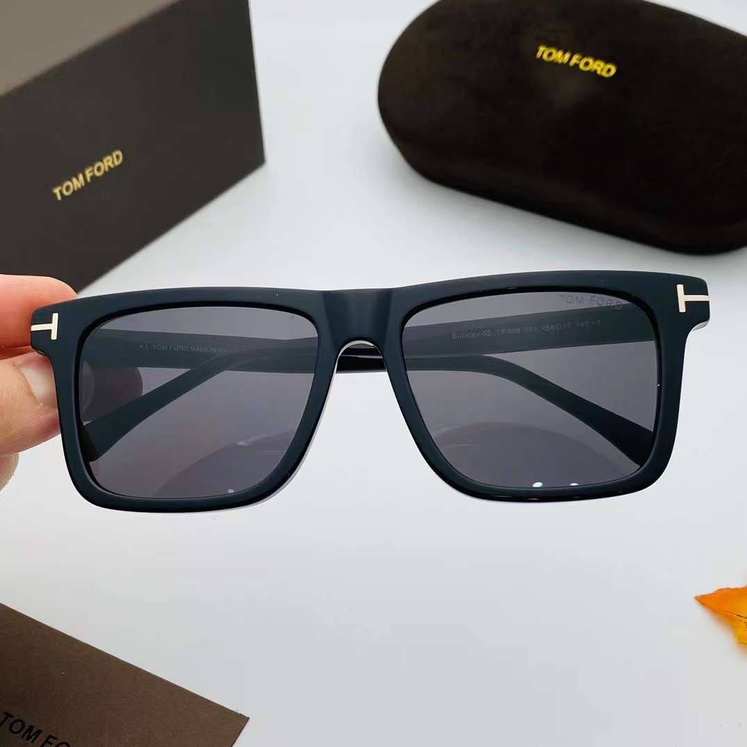 Tom Ford E2116