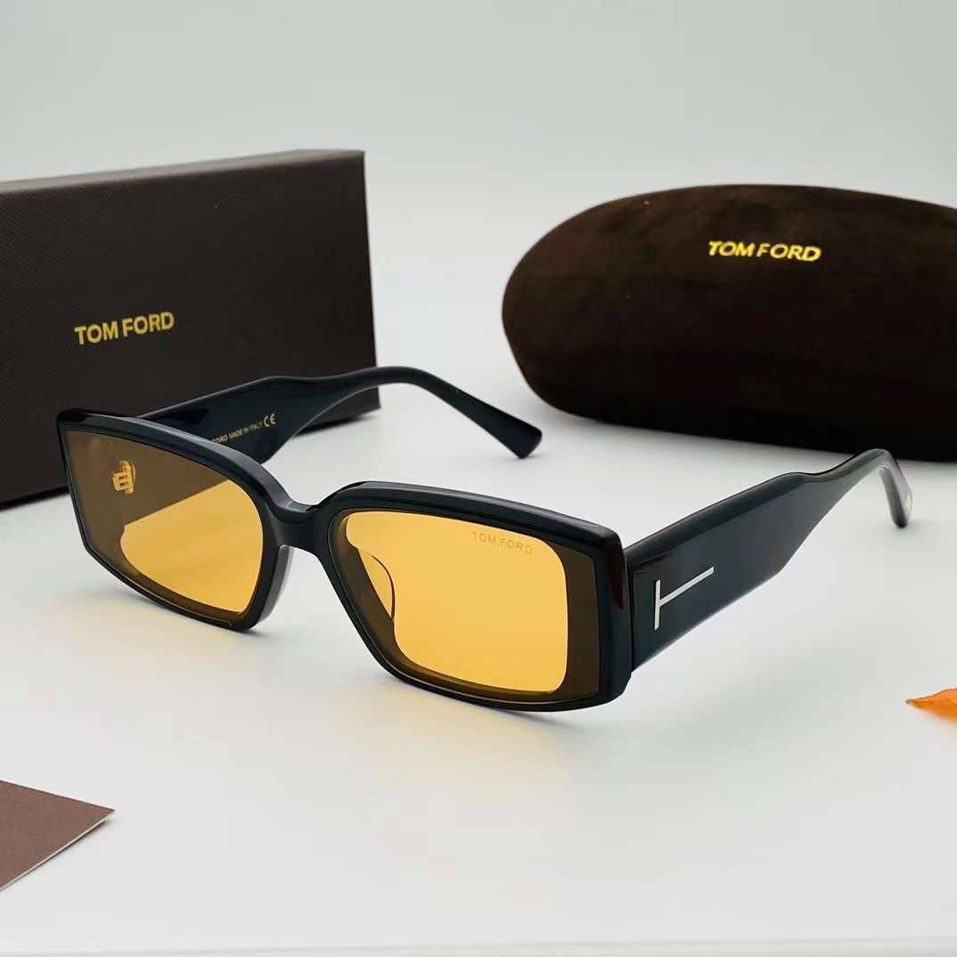Tom Ford E1117