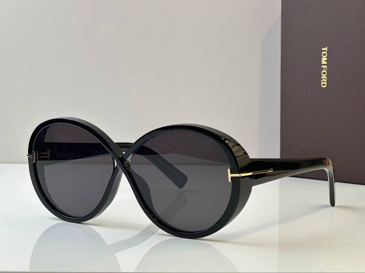 Tom Ford 1124