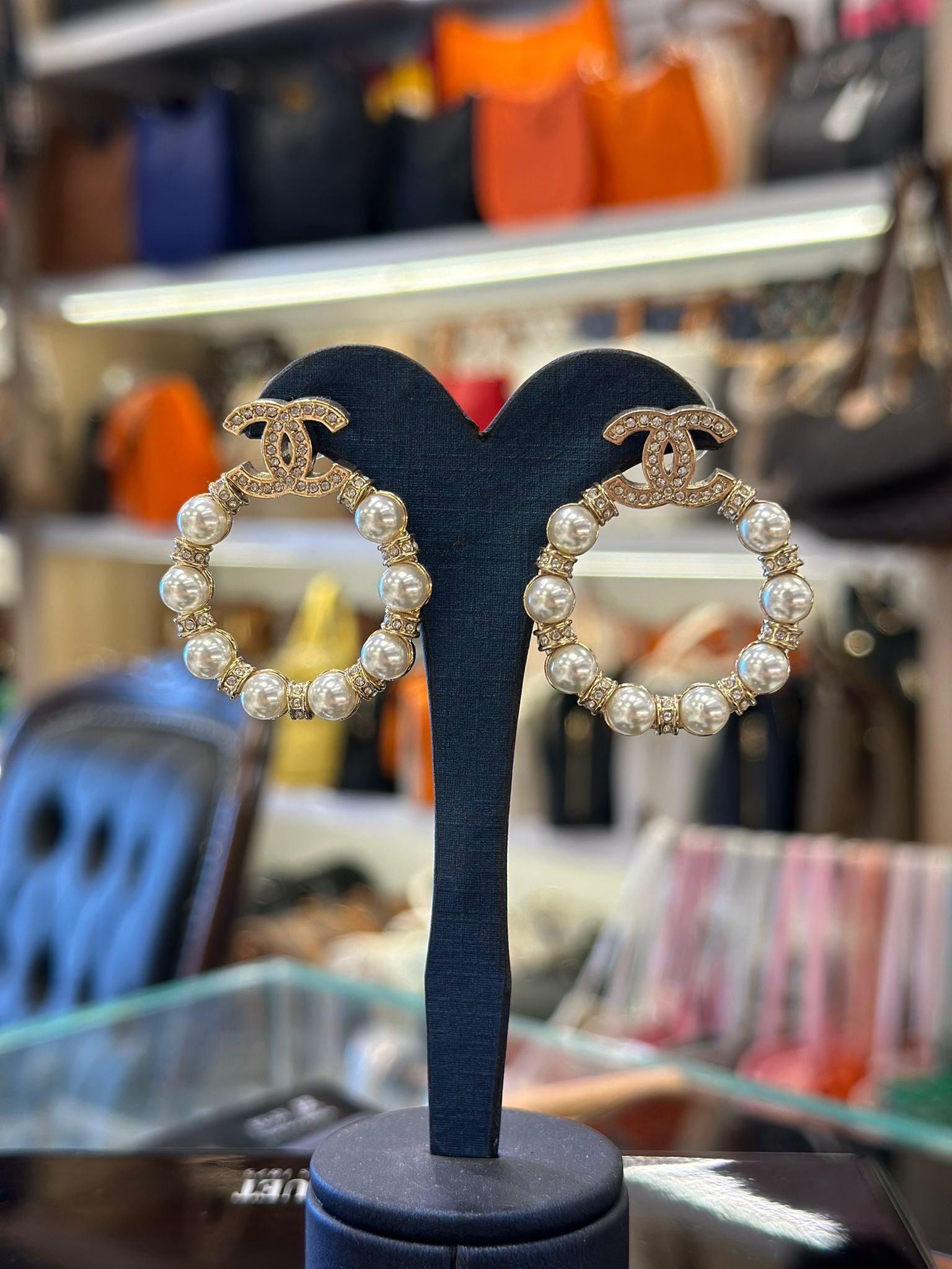 Chanel Élise Pearl Luxe Hoops