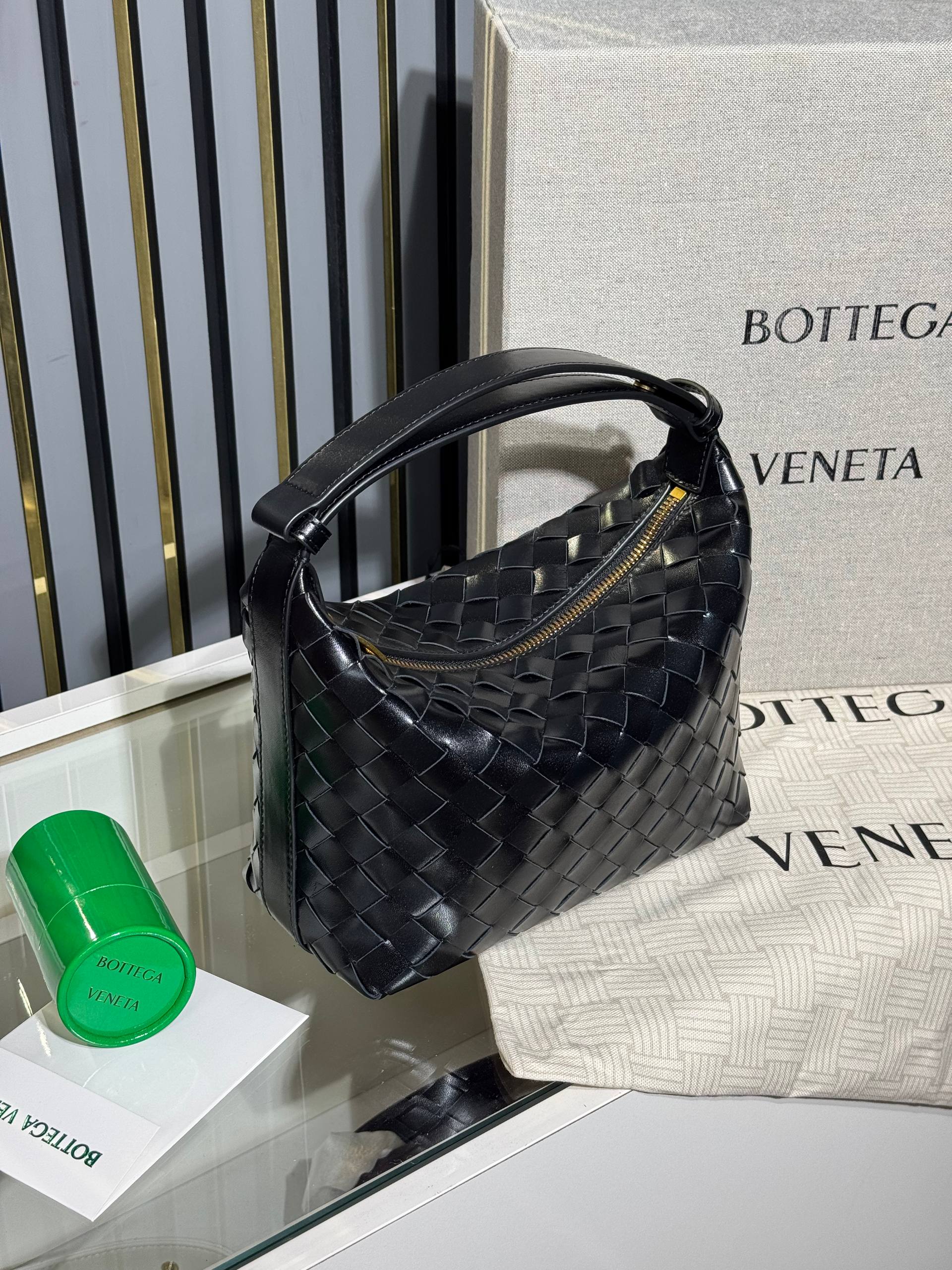 Bottega Veneta Wallace