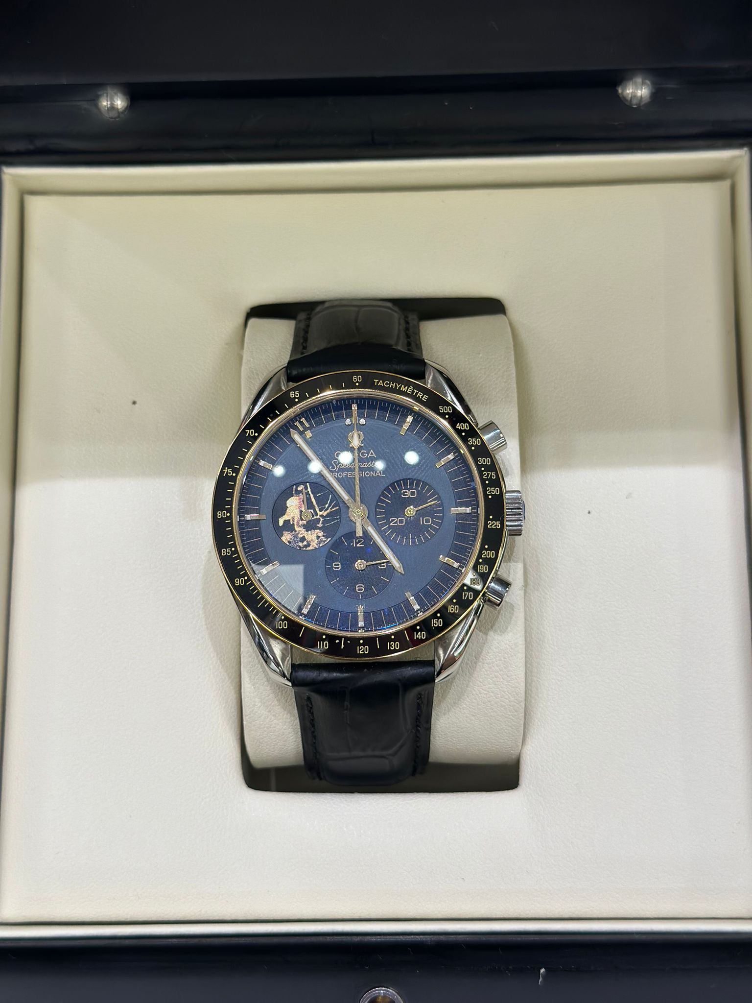 Omega 262645