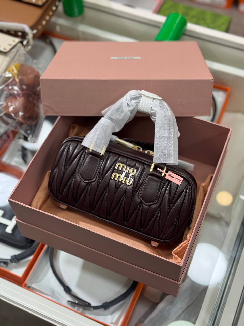 Miu Miu 8962