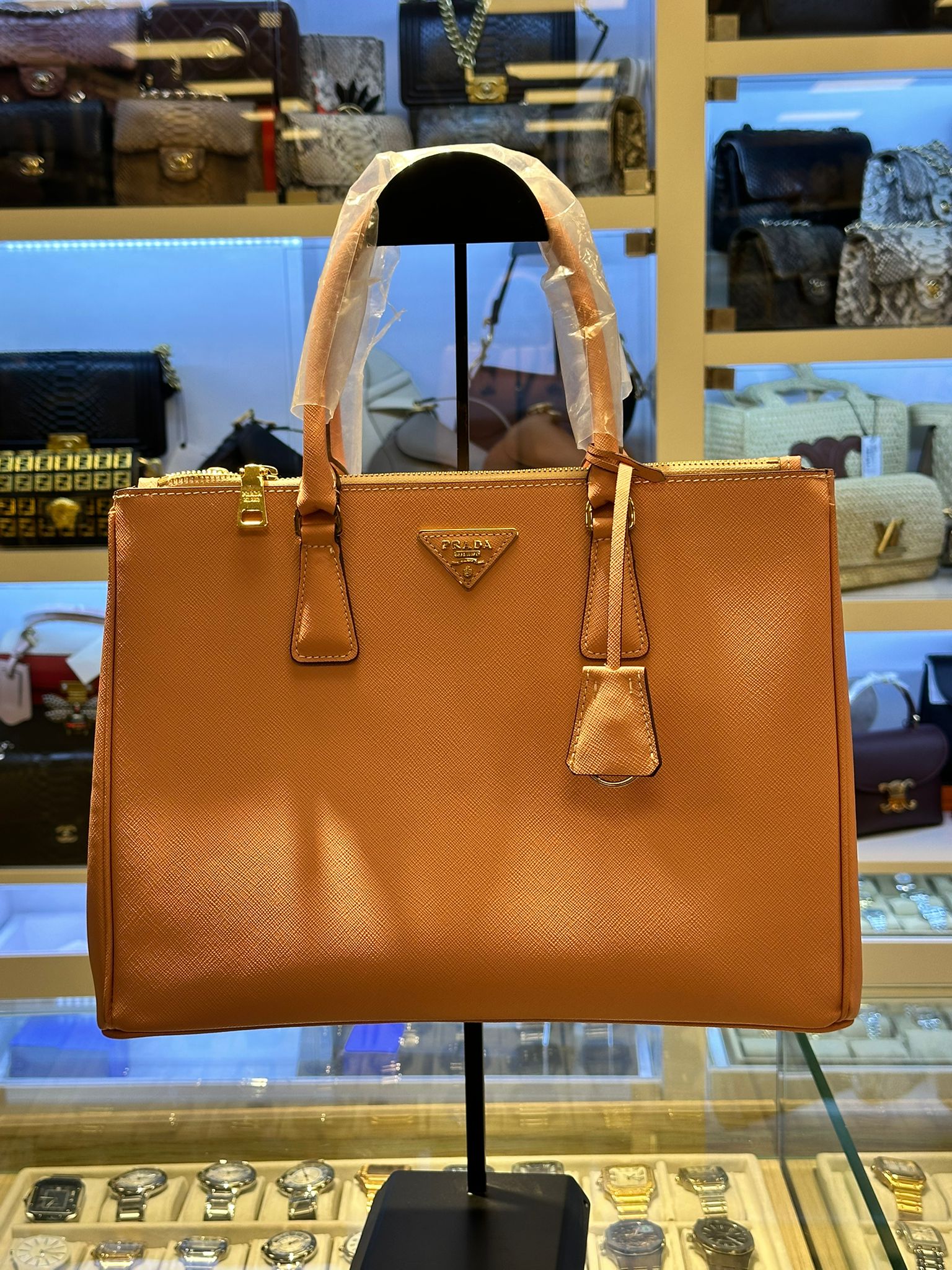 Prada 1560