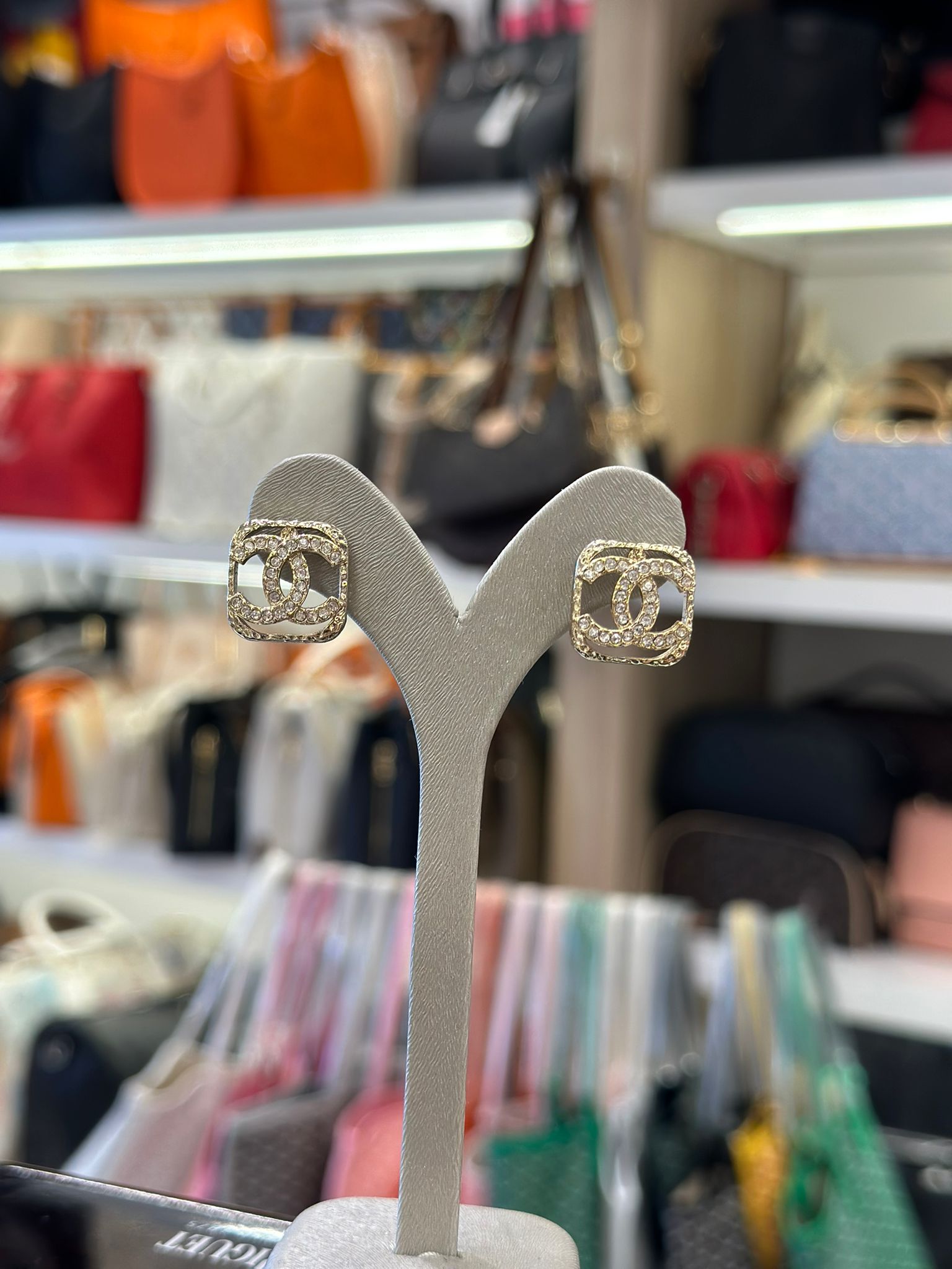 C-Classic Luxe