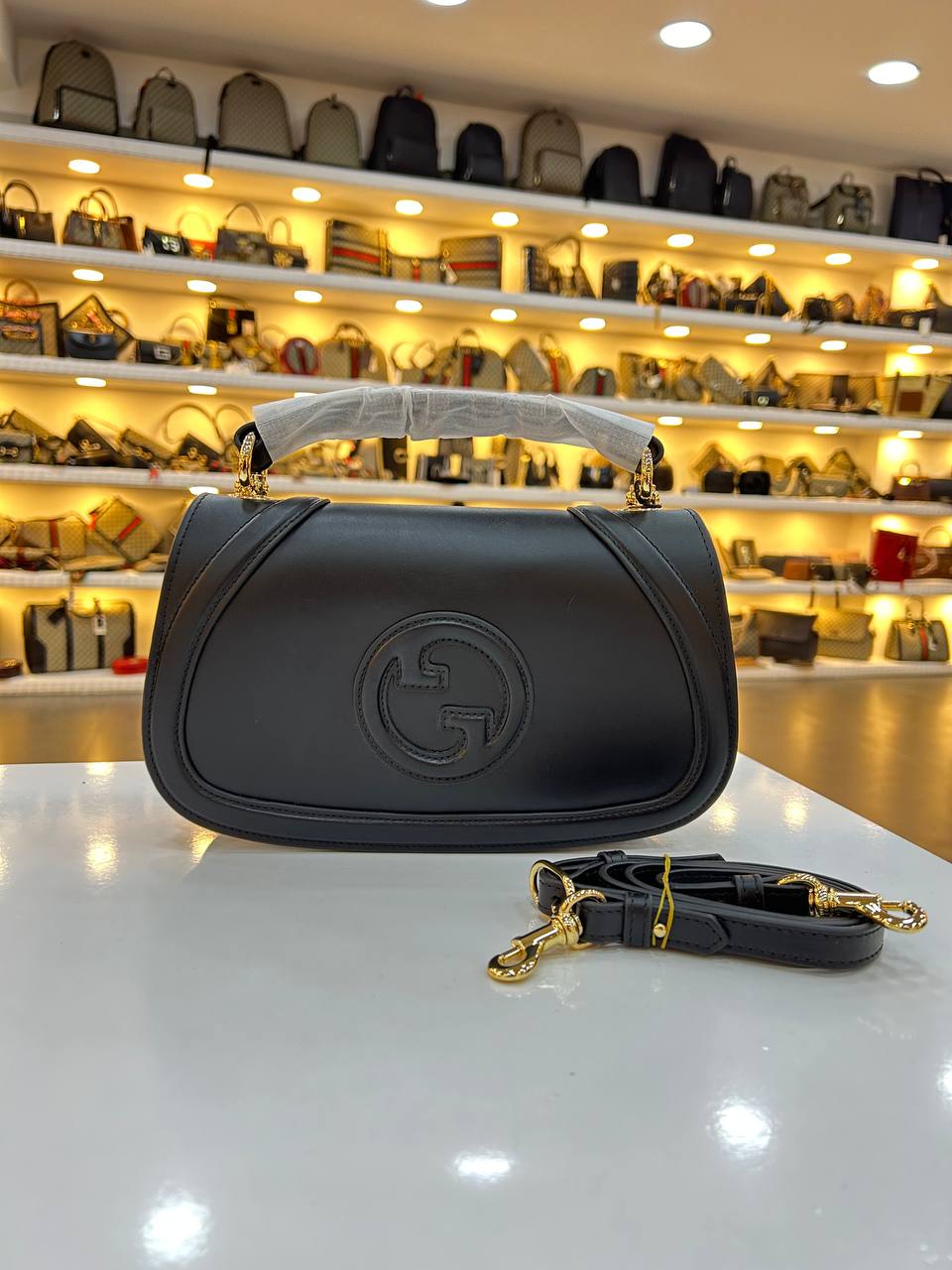 Gucci 3699