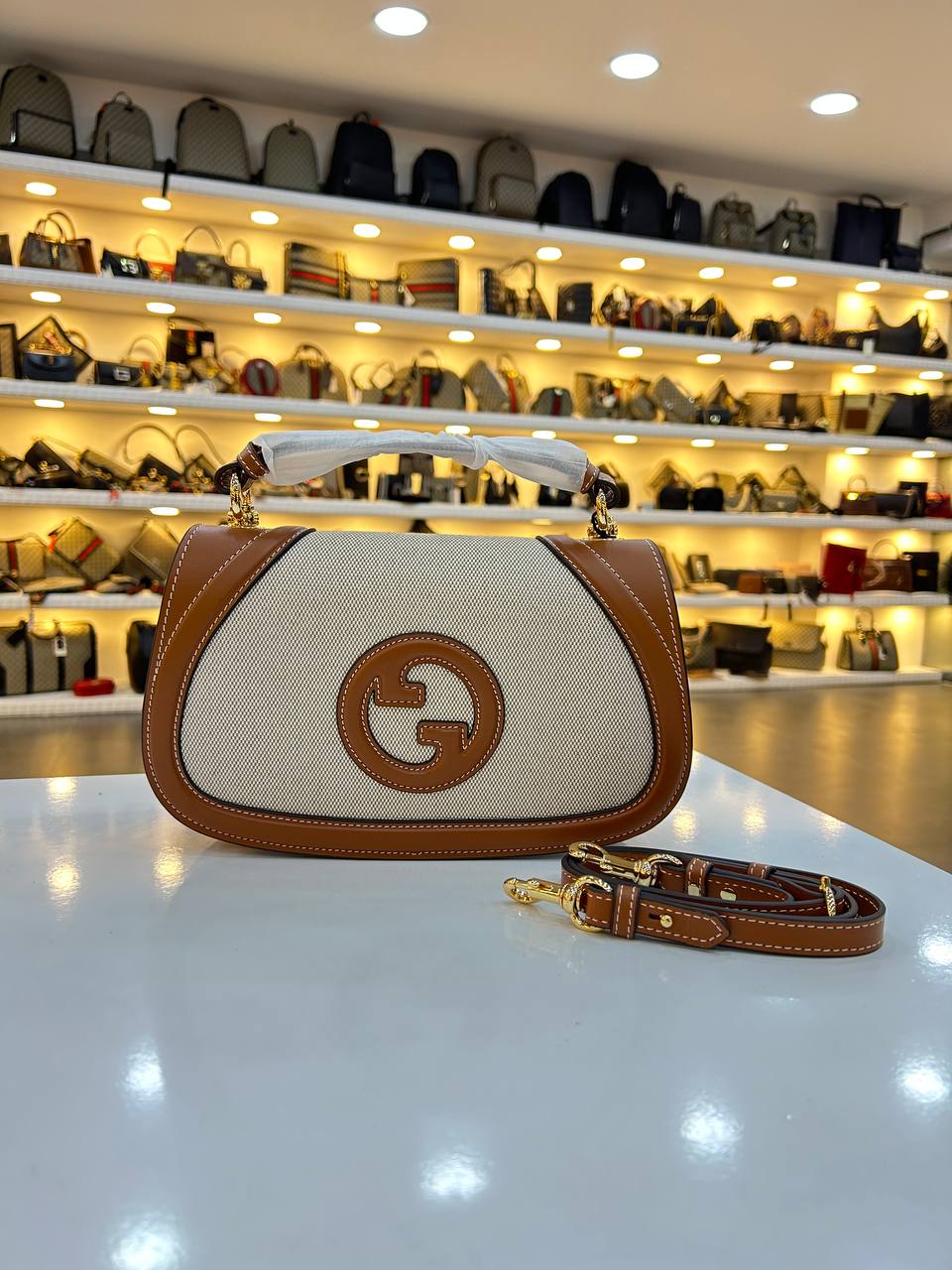 Gucci 3699
