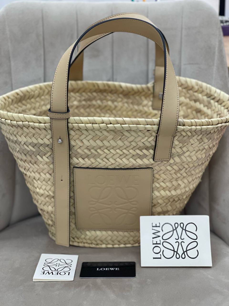 Loewe  2364