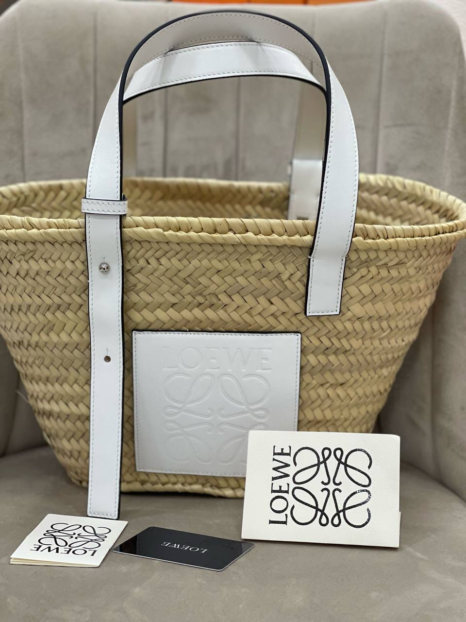Loewe  2364