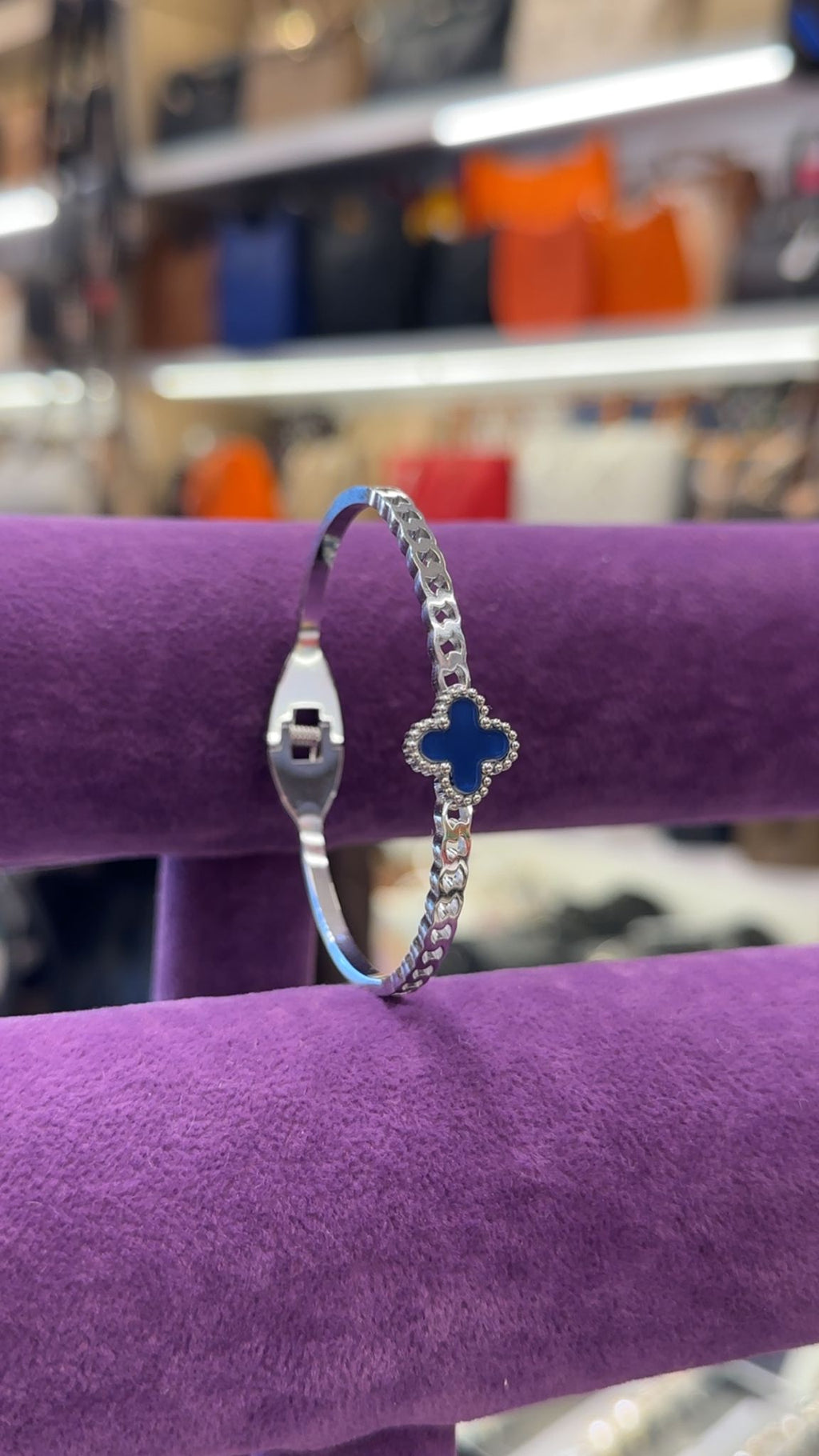 Van Cleef Lucky Clover