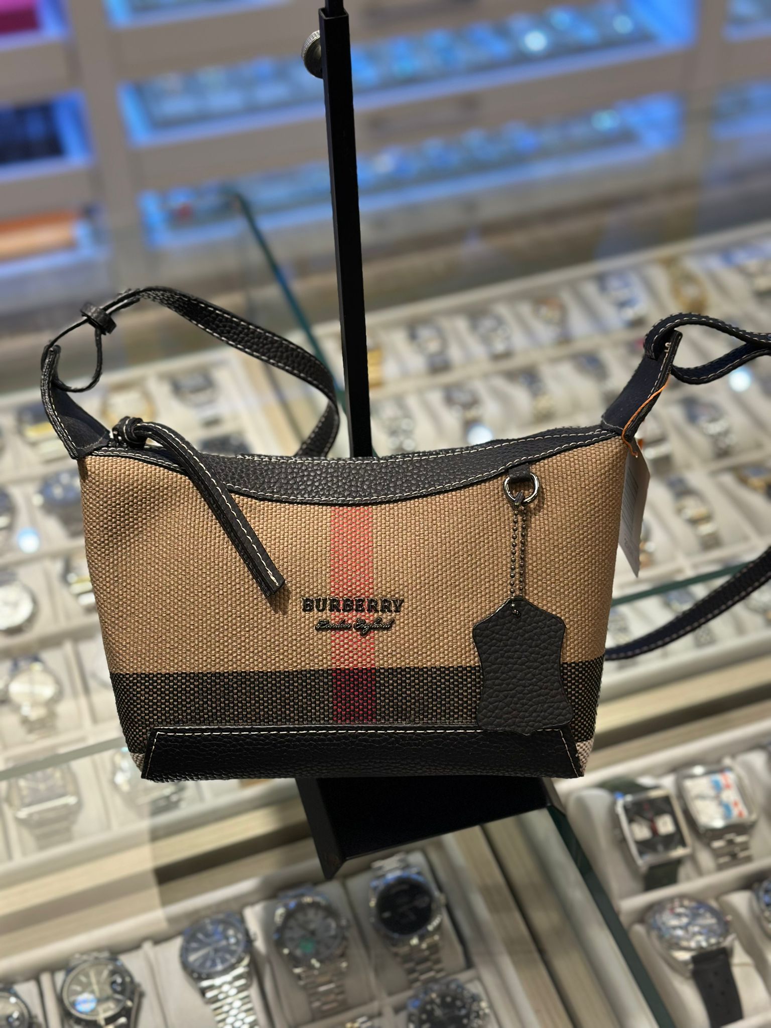 Burberry 2369