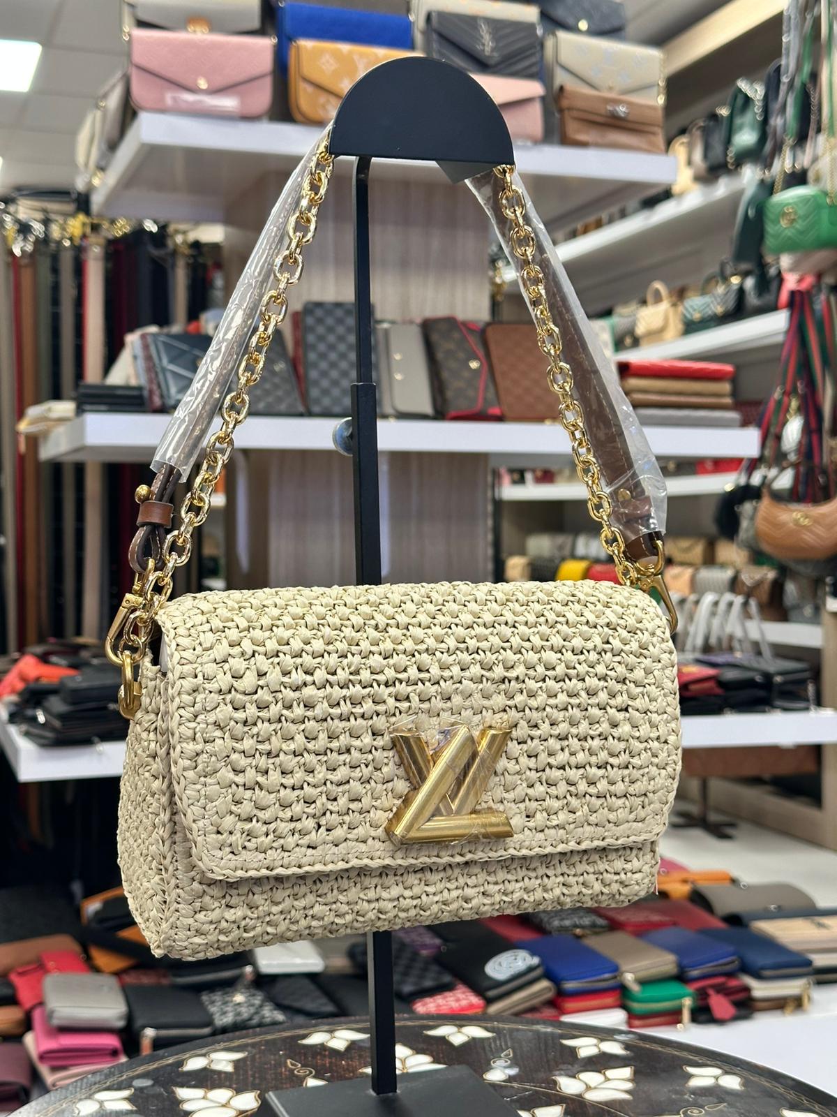 Louis Vuitton 5352