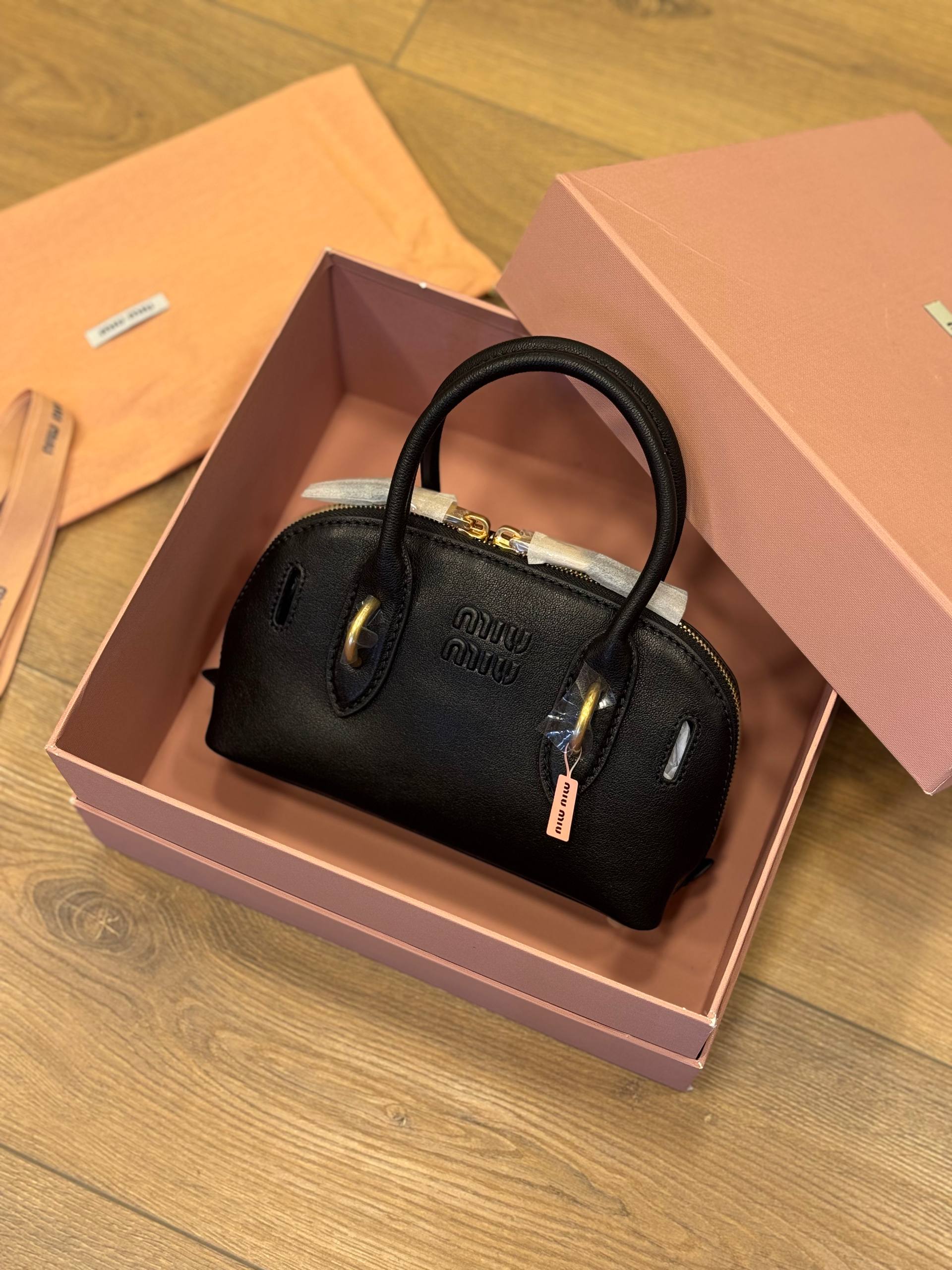 Miu Miu 4468