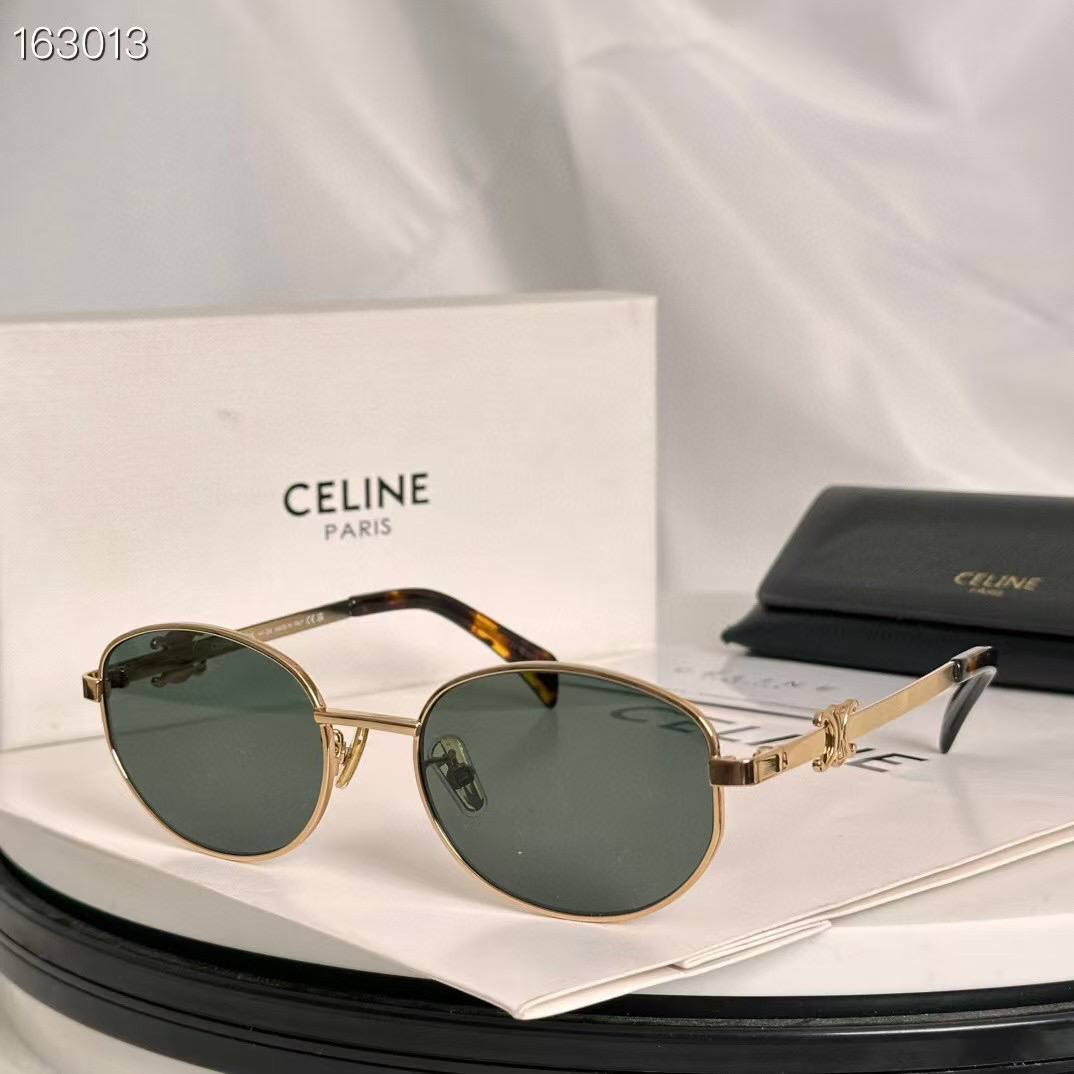 Celine E1111