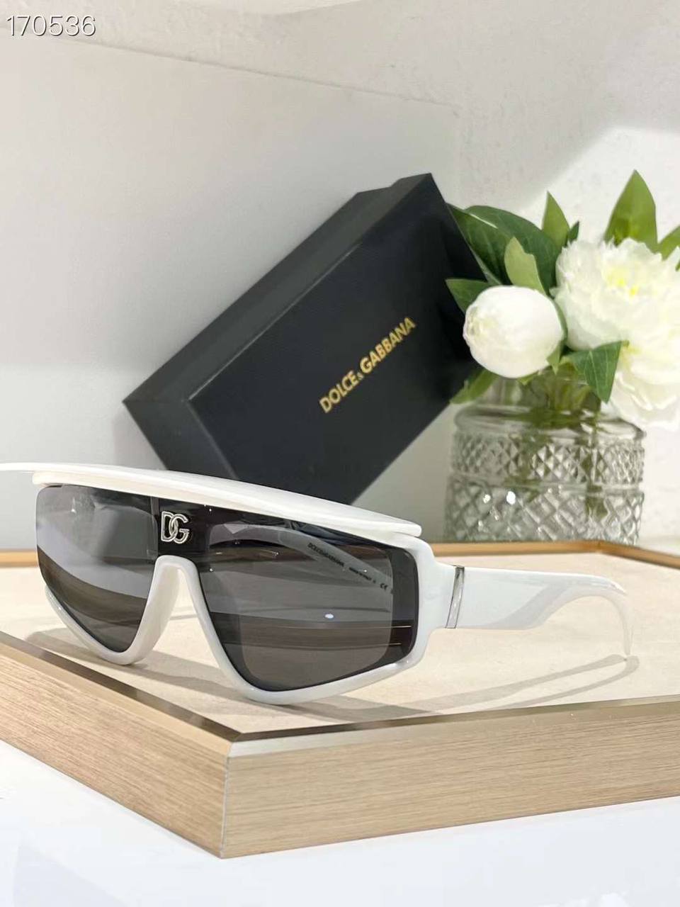Dolce Gabbana E1113