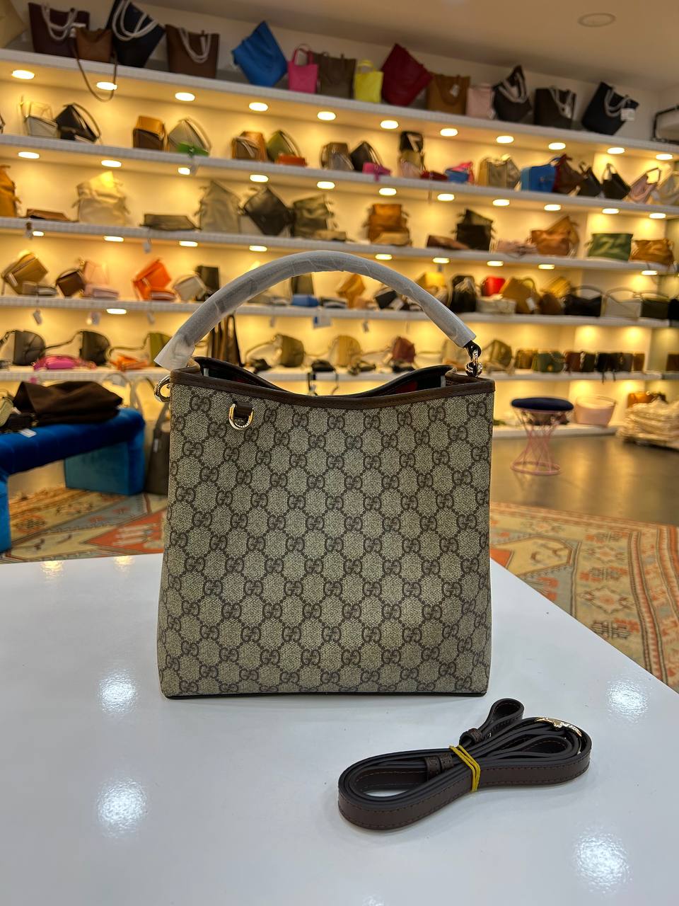 Gucci 3830