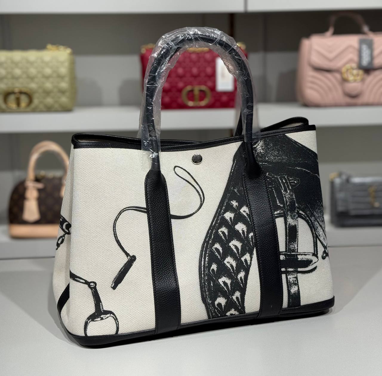 Hermes Big Size 3801