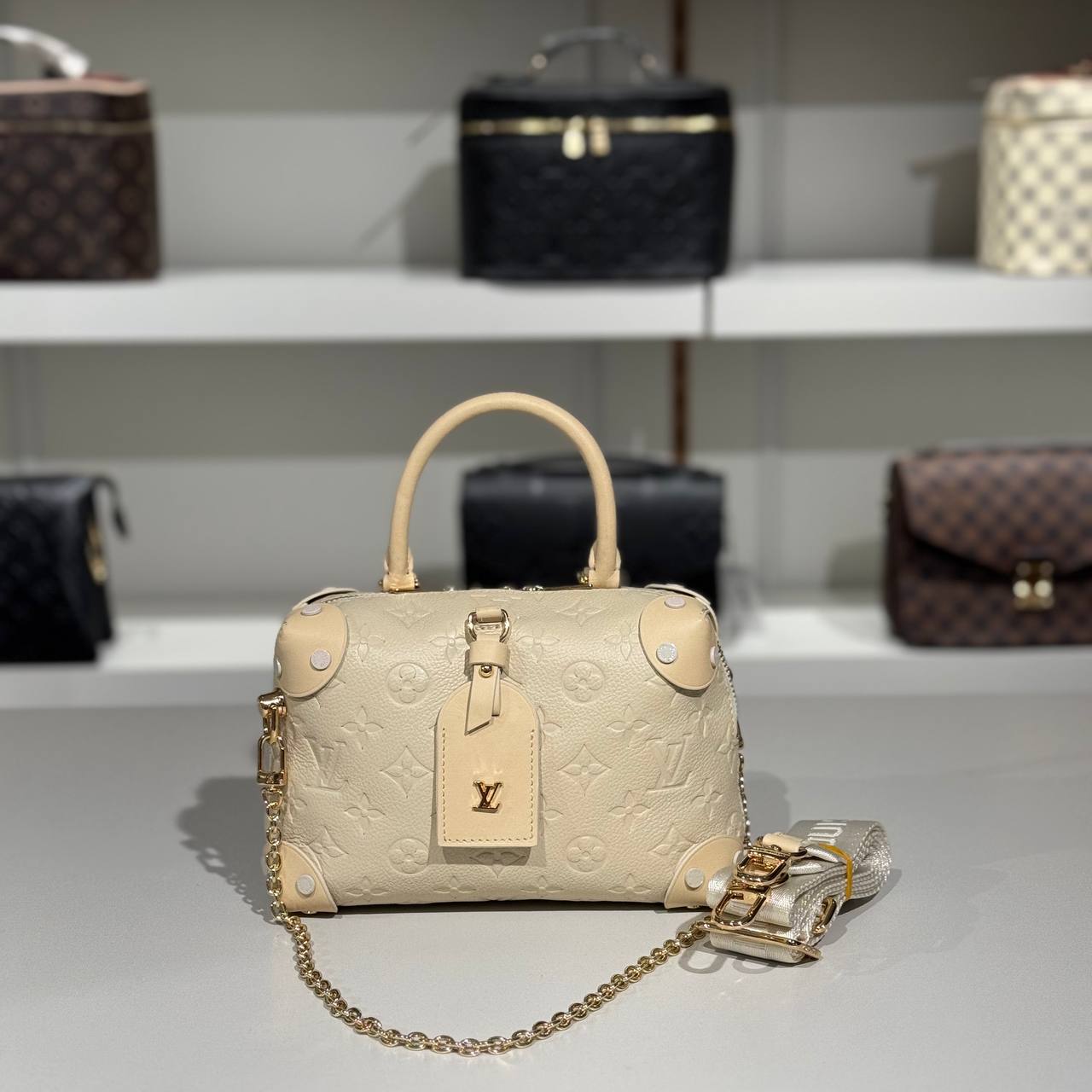 Louis Vuitton 7101