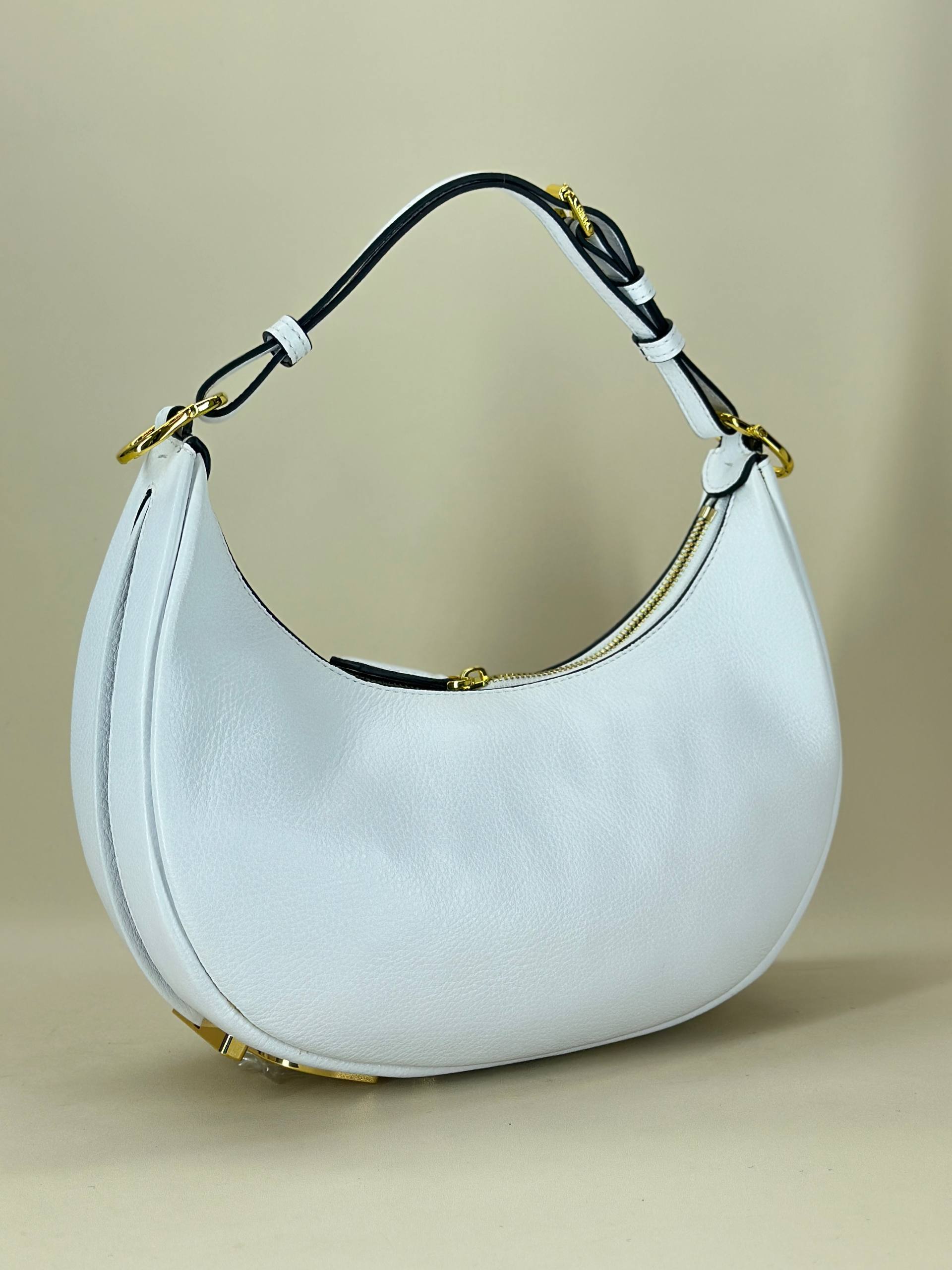 Fendi 8057