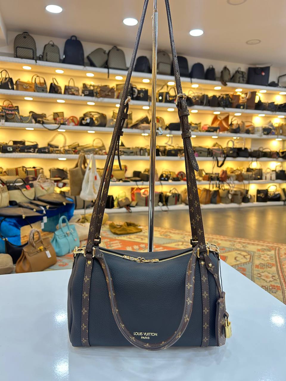 Louis Vuitton Small 3780