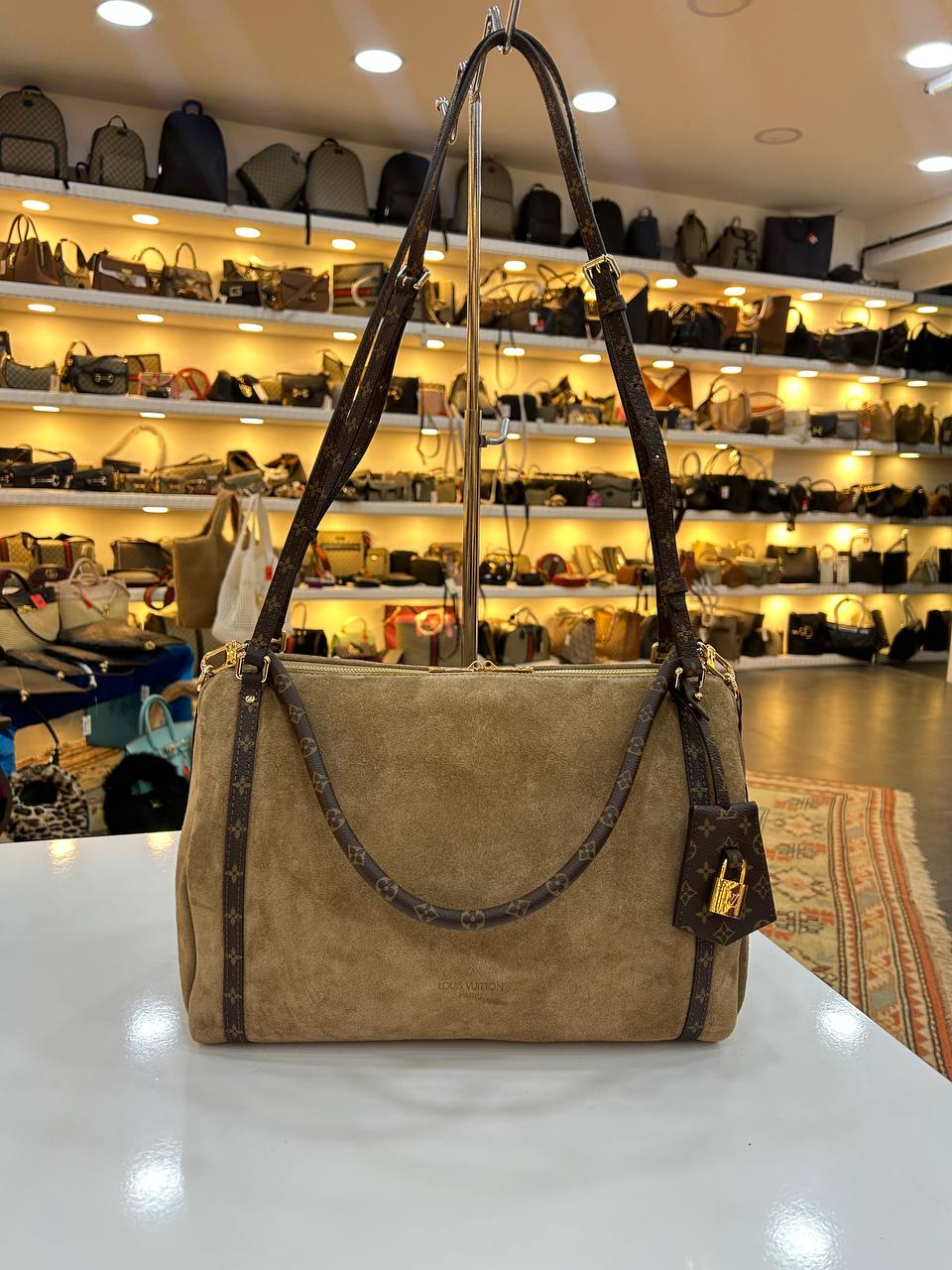 Louis Vuitton Big 3787