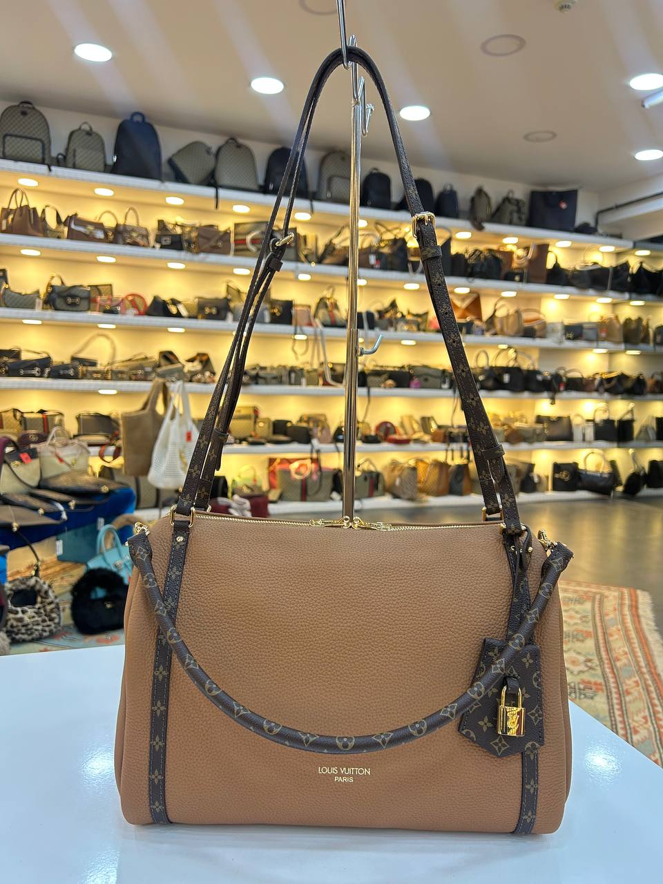 Louis Vuitton Big 3787