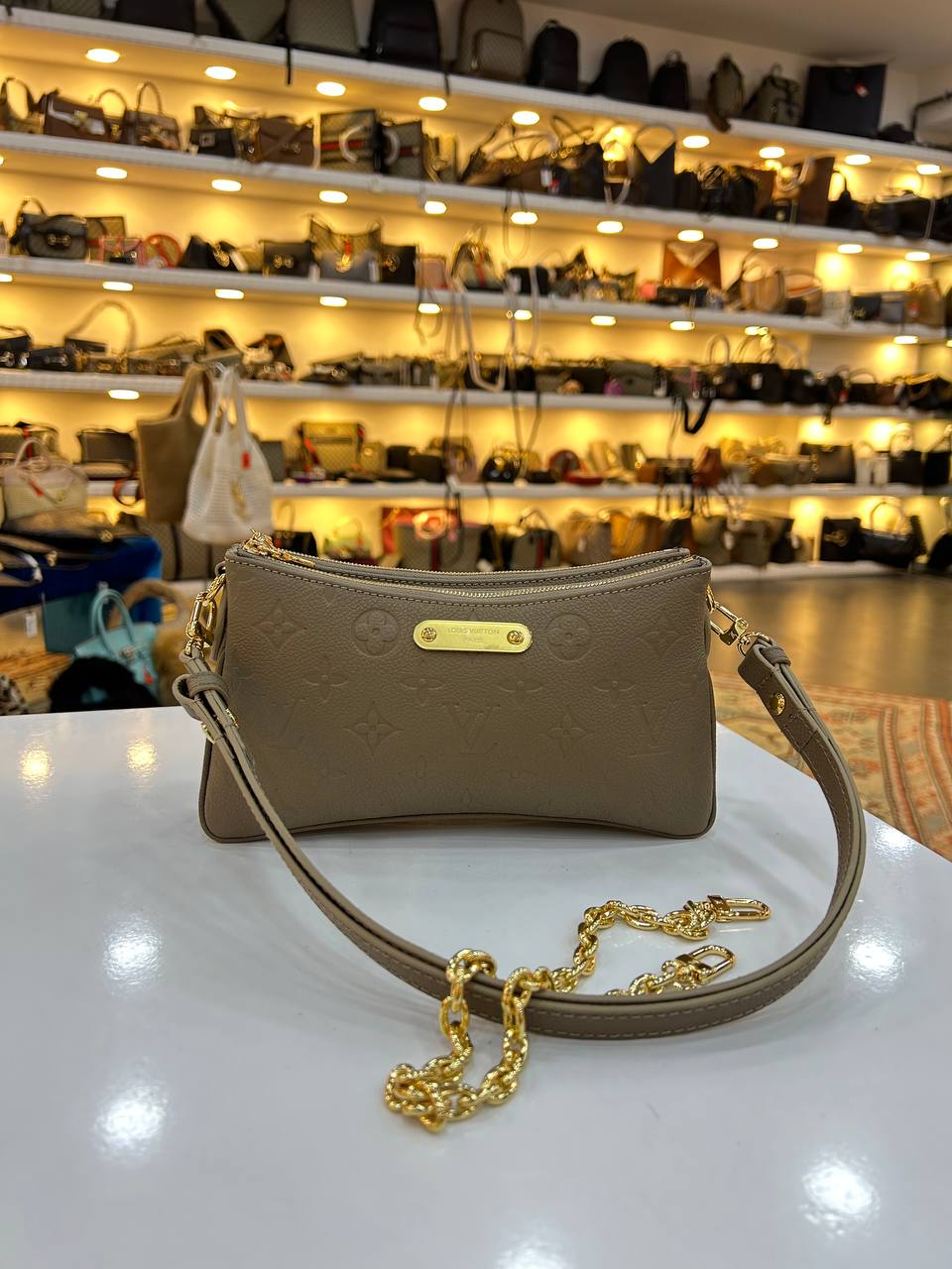 Louis Vuitton 3736