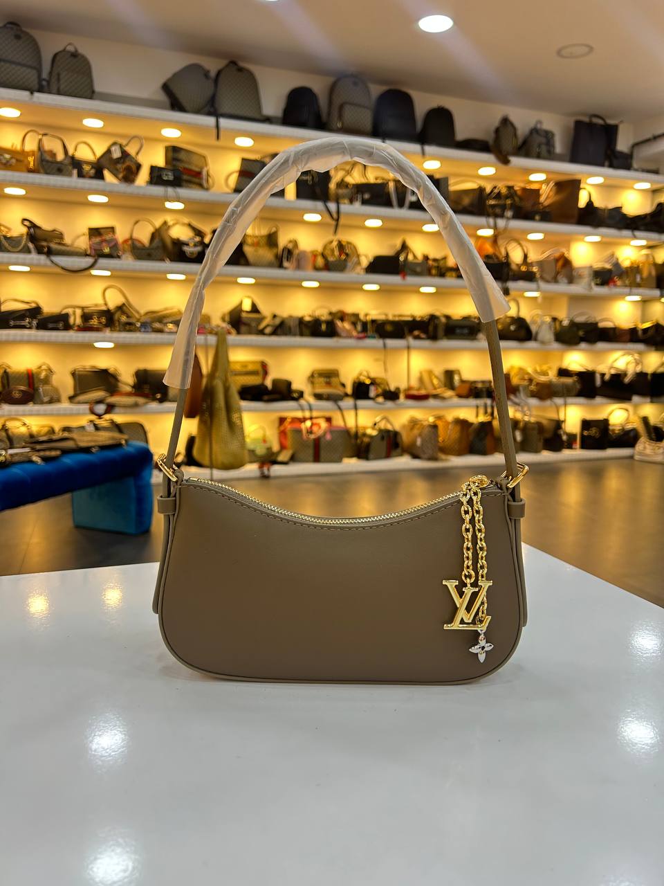 Louis Vuitton 3782