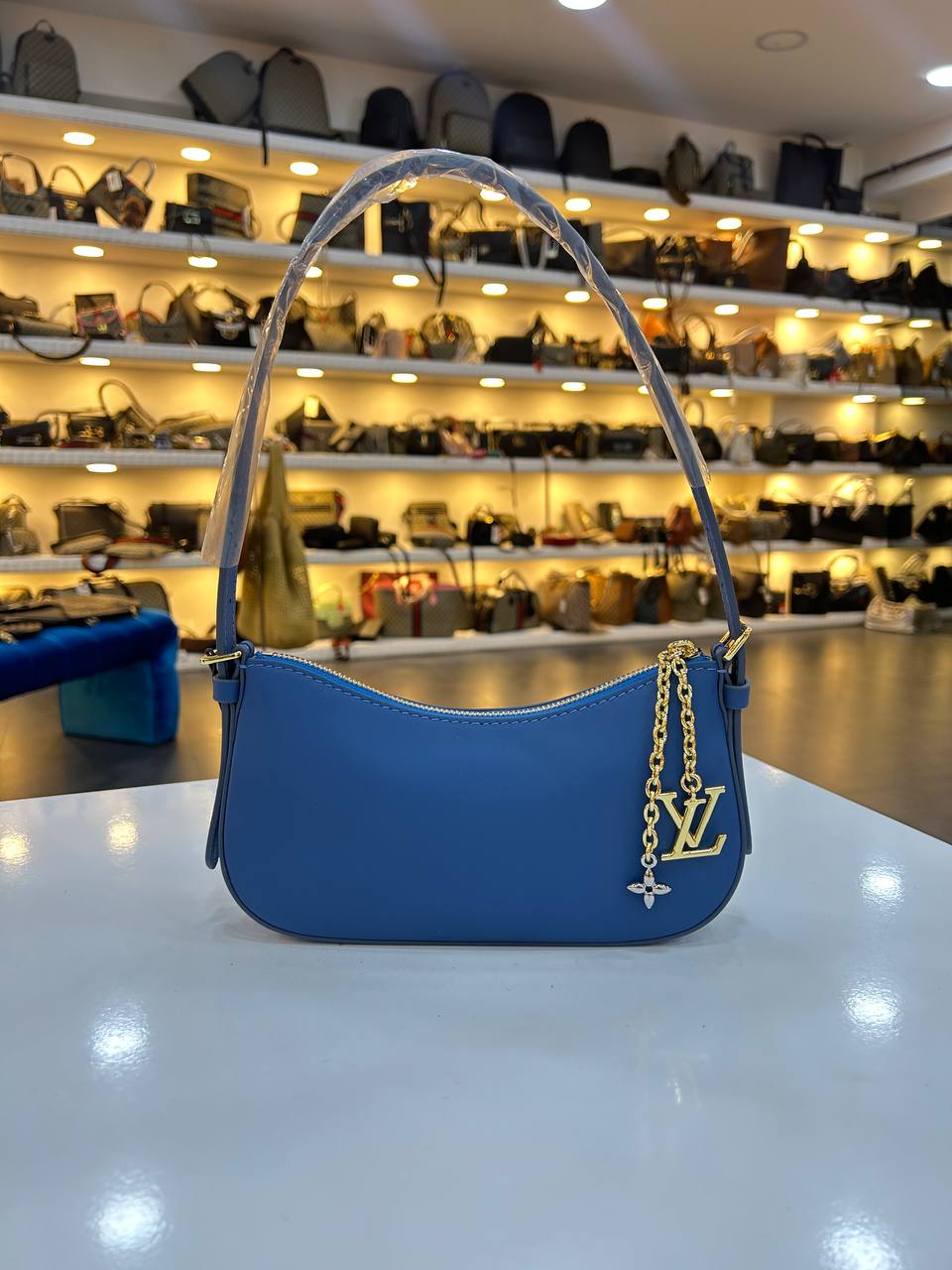 Louis Vuitton 3782