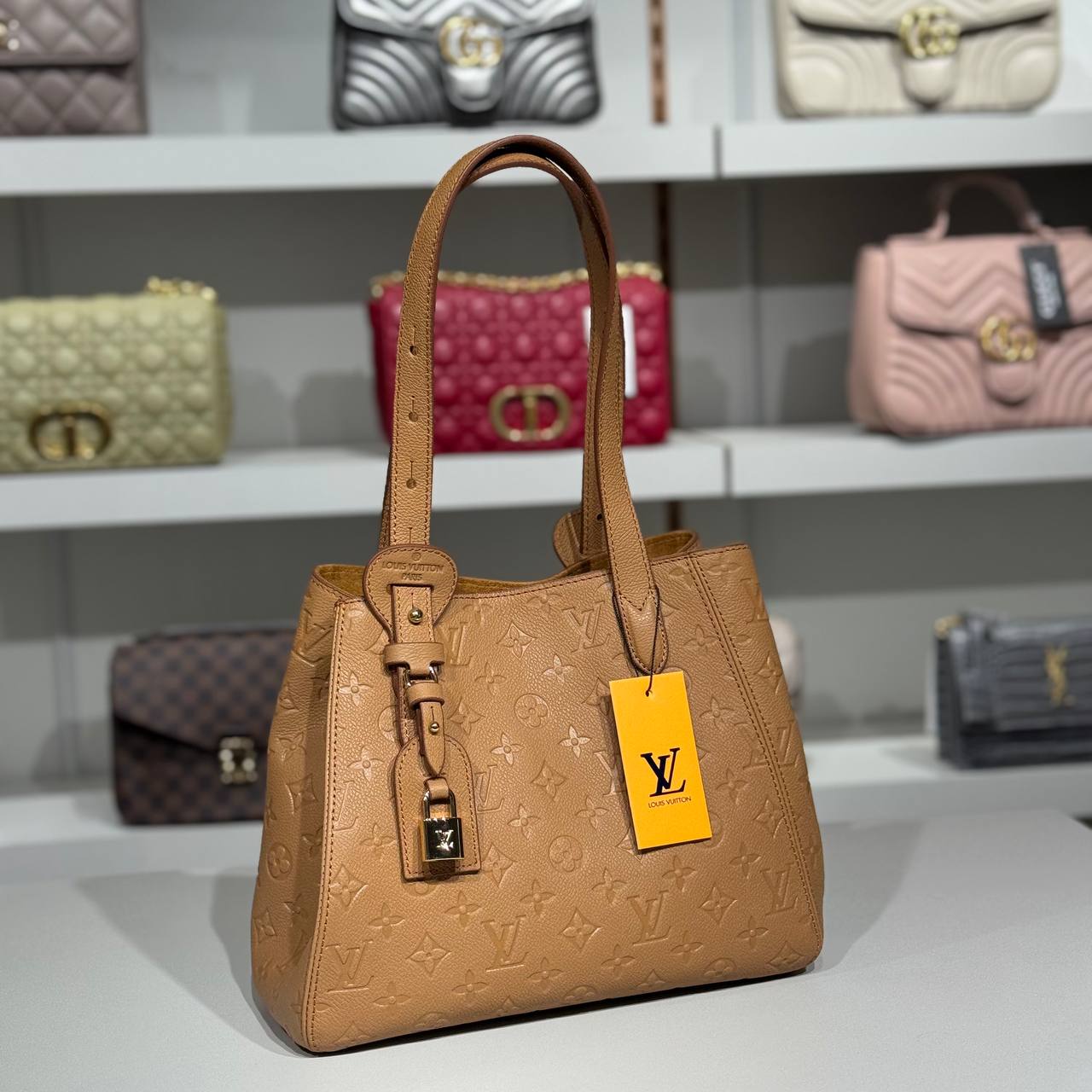 Louis Vuitton 5701