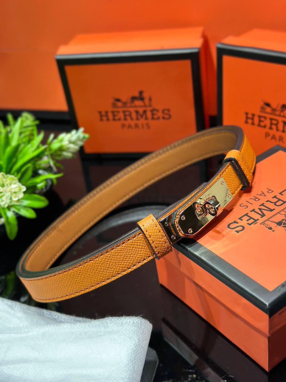Hermes B1114