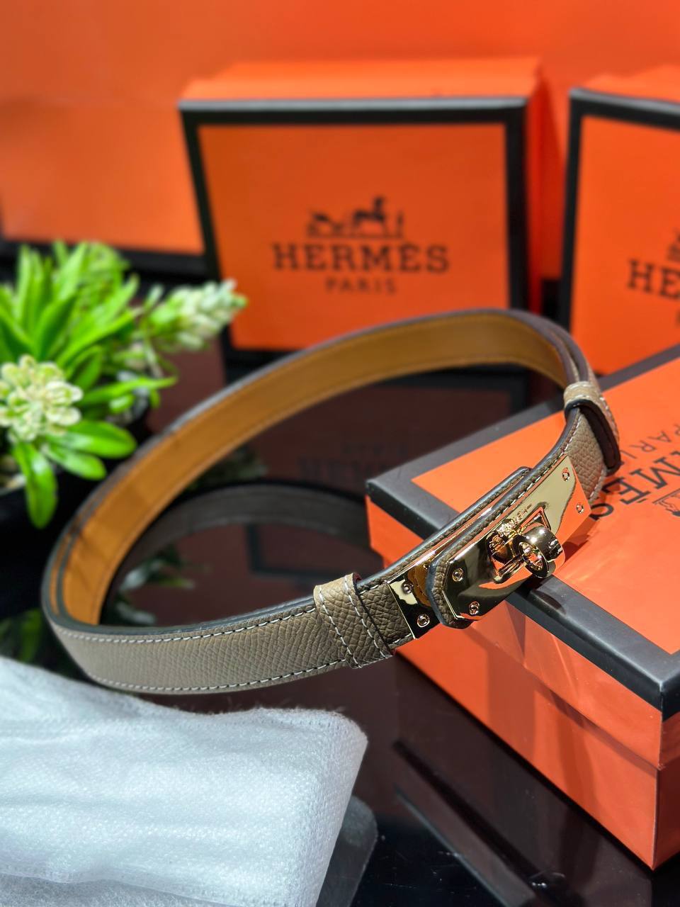 Hermes B1114