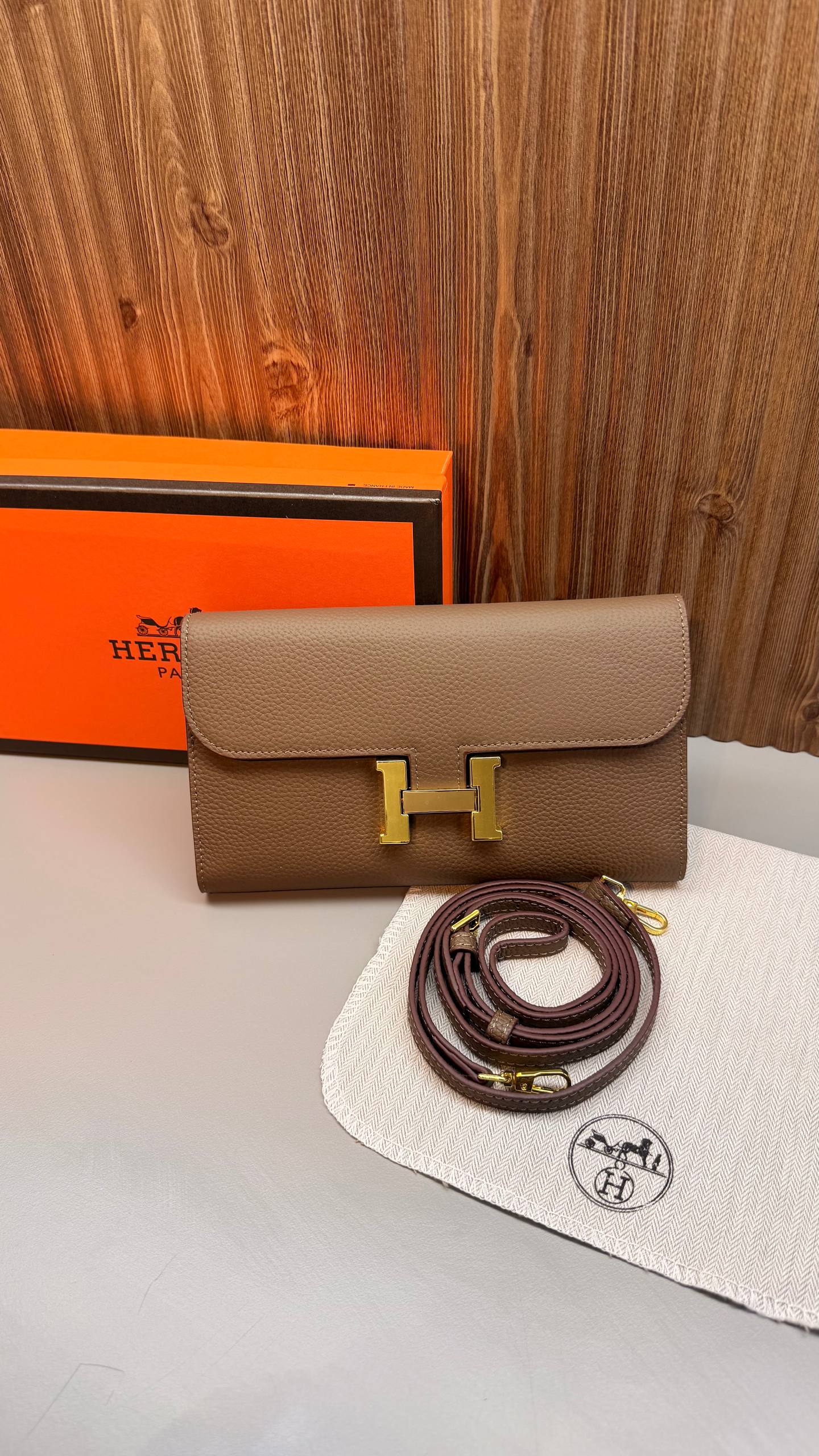 2698 Hermes Wallet