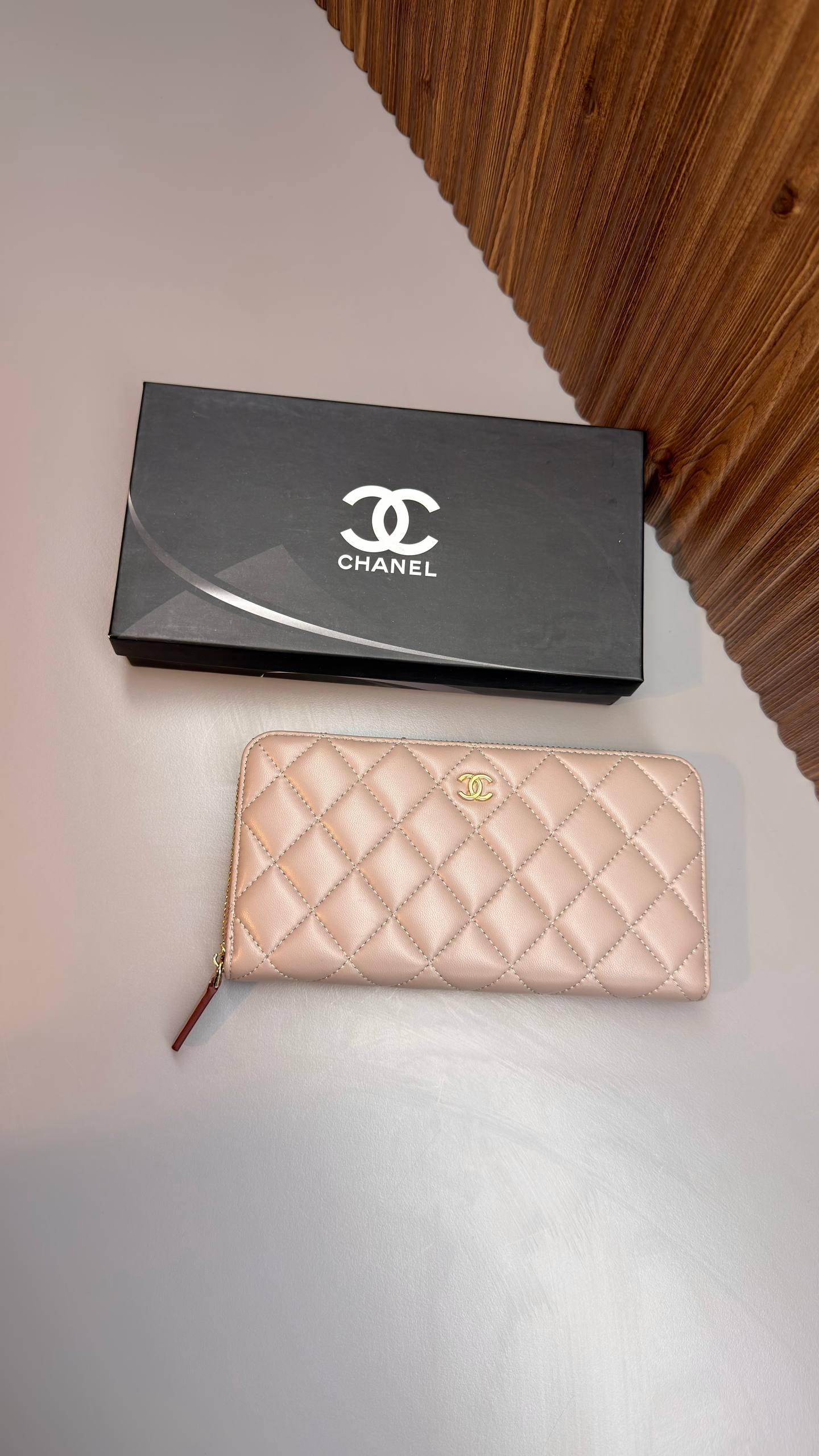8596 Chanel Wallet