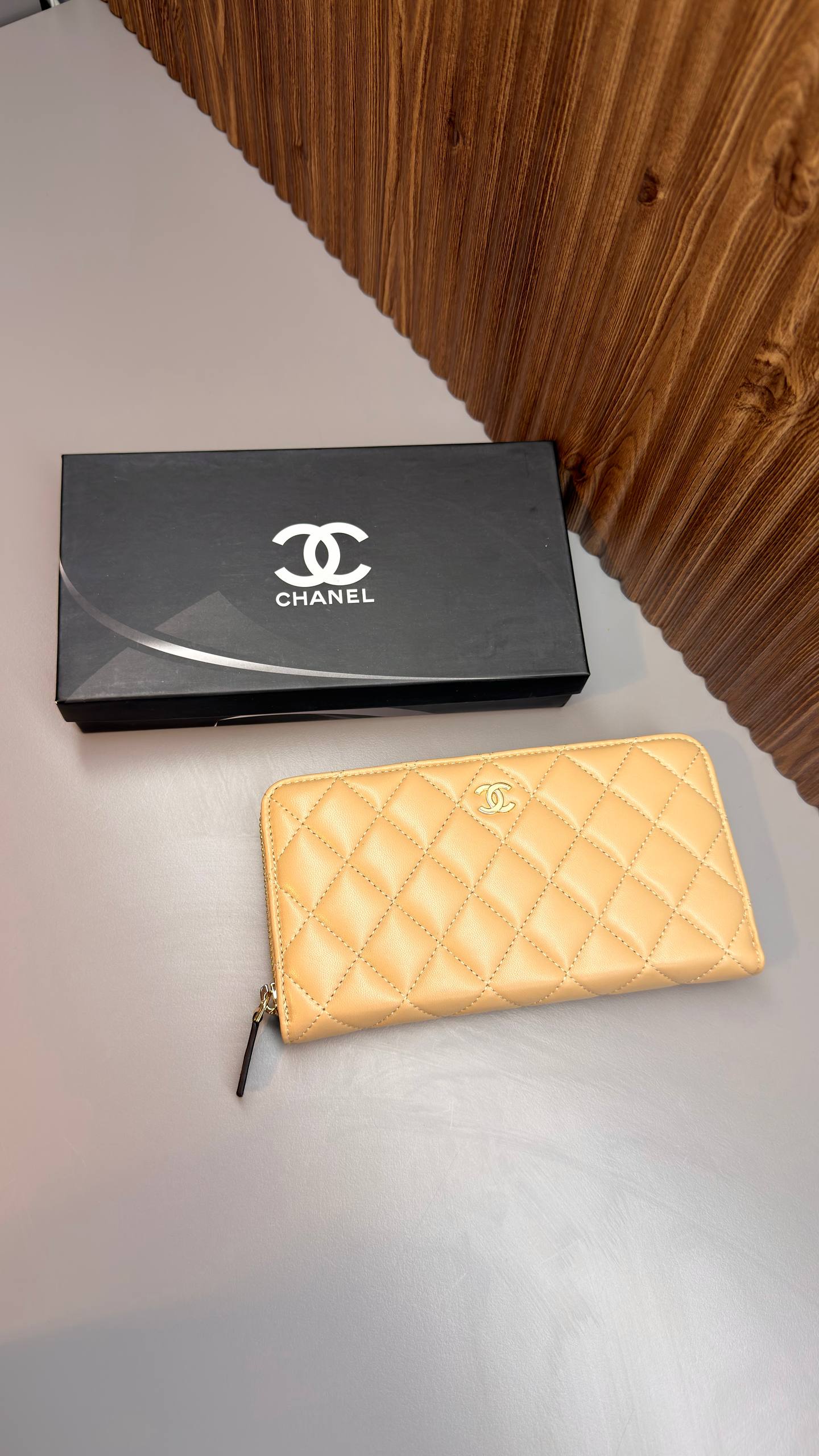 8596 Chanel Wallet