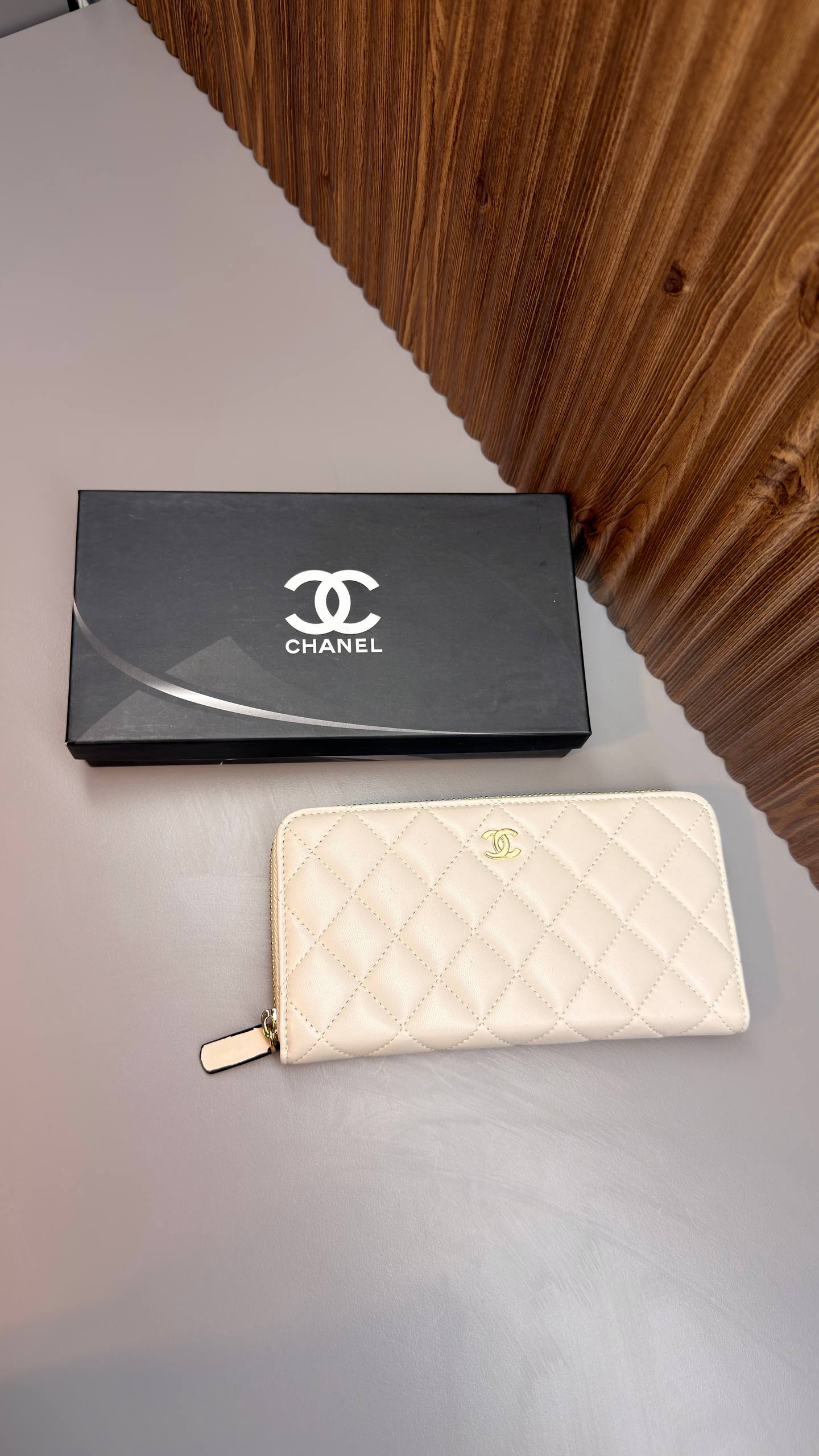 8596 Chanel Wallet