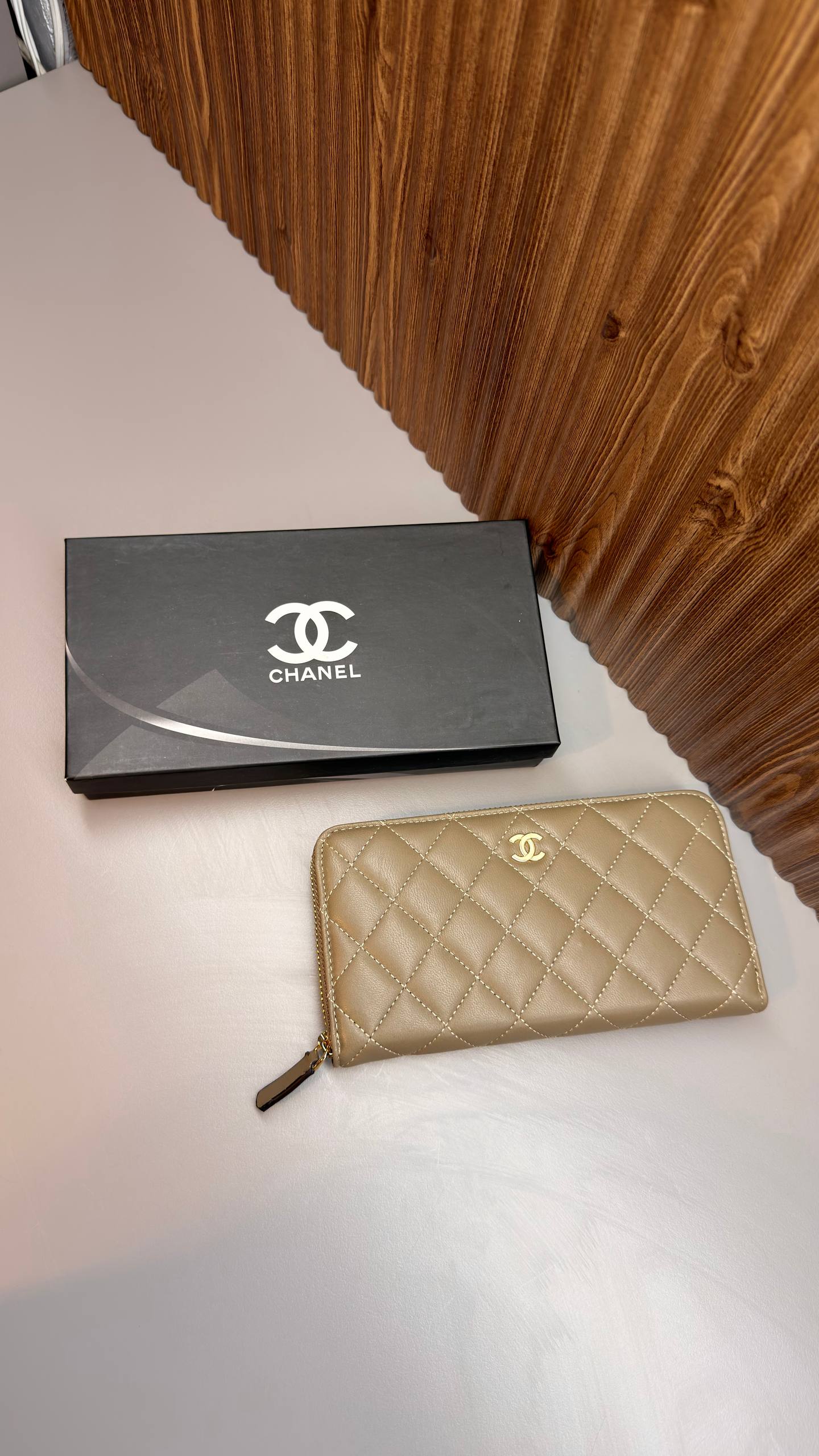 8596 Chanel Wallet