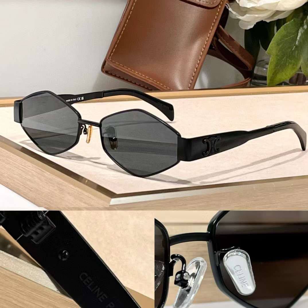 Celine E1114