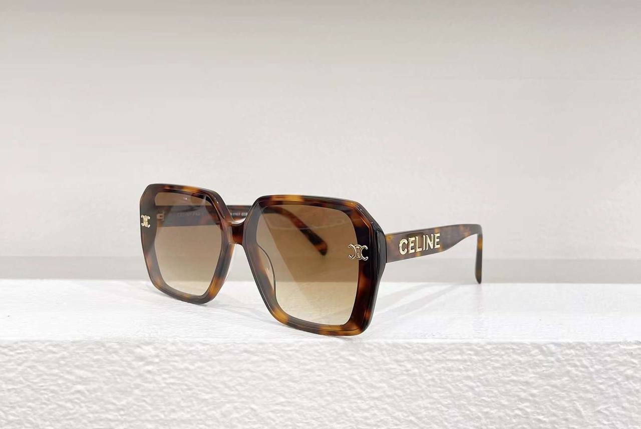Celine E1118