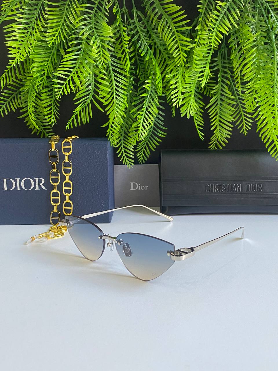 Dior E1112