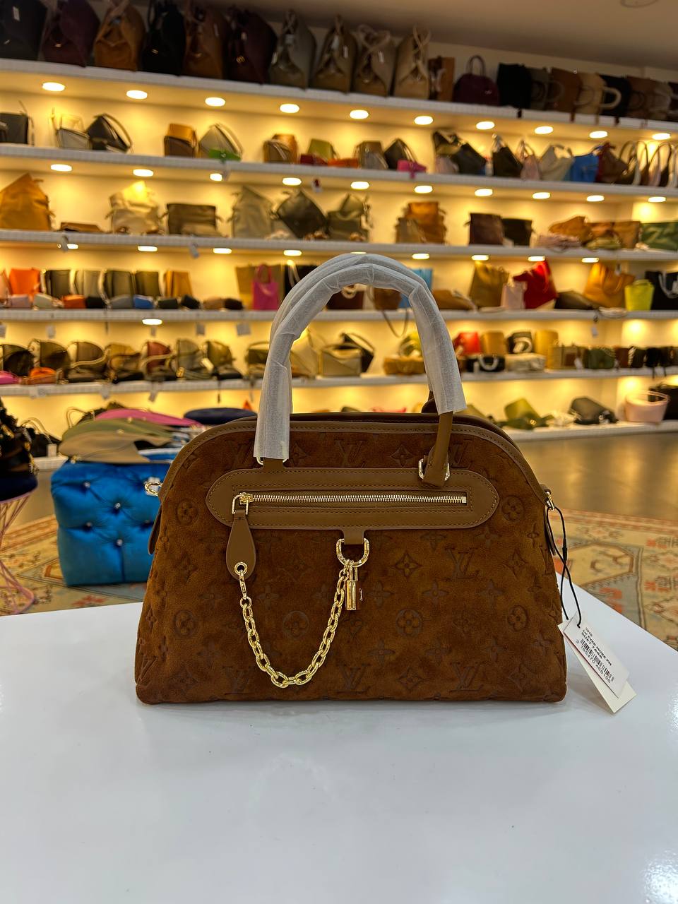 Louis Vuitton 3810