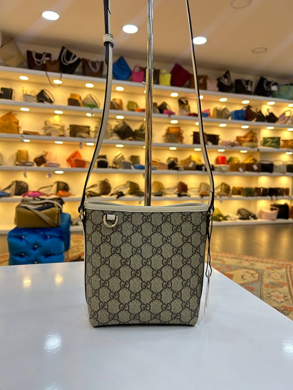 Gucci 3837