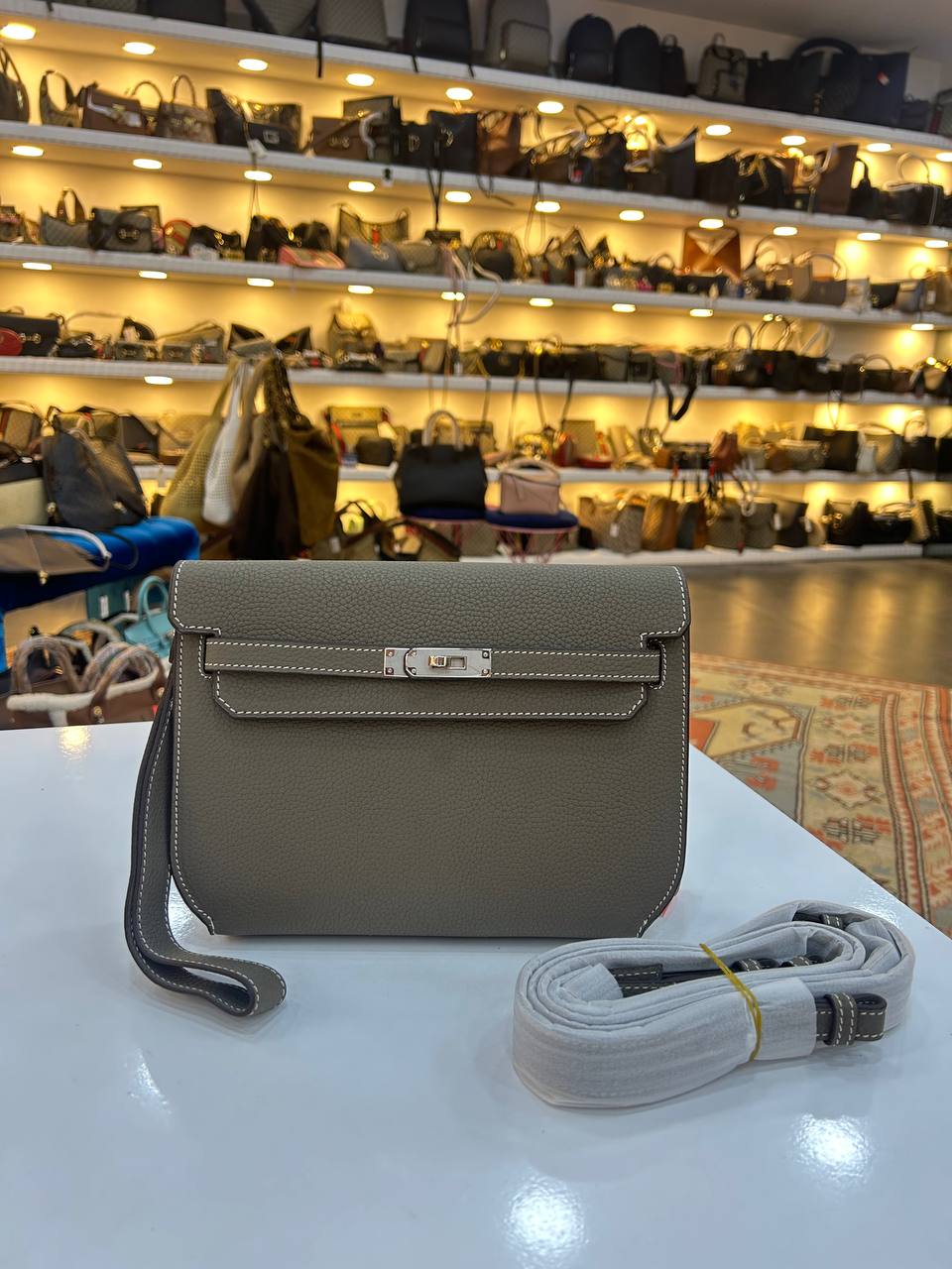 Hermes 3836