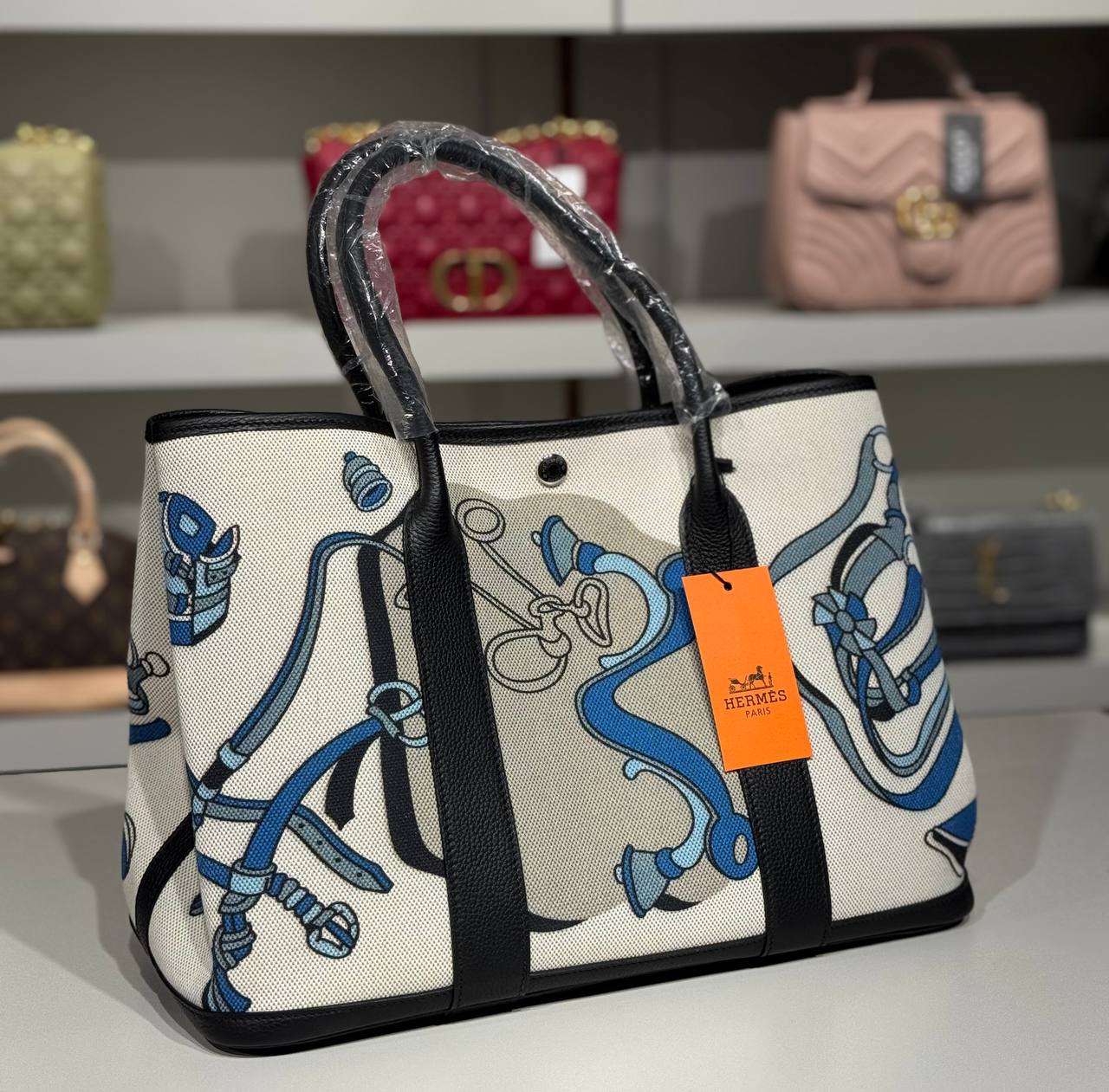 Hermes Big Size 3801